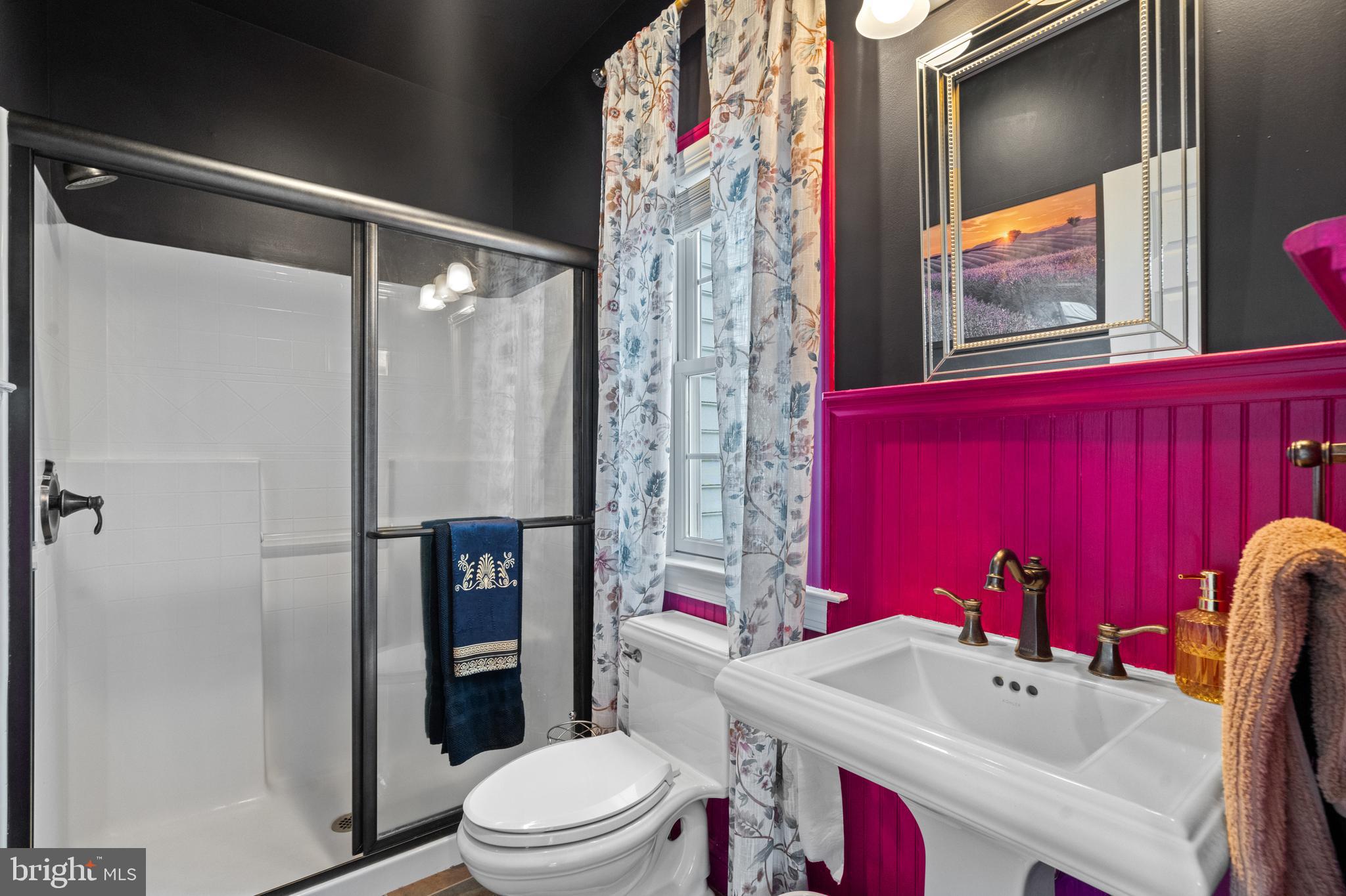 CHESTNUT HILLS - Residential