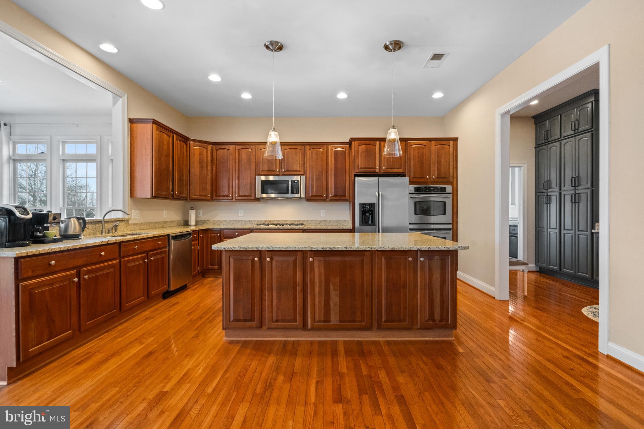 CHESTNUT HILLS - Residential