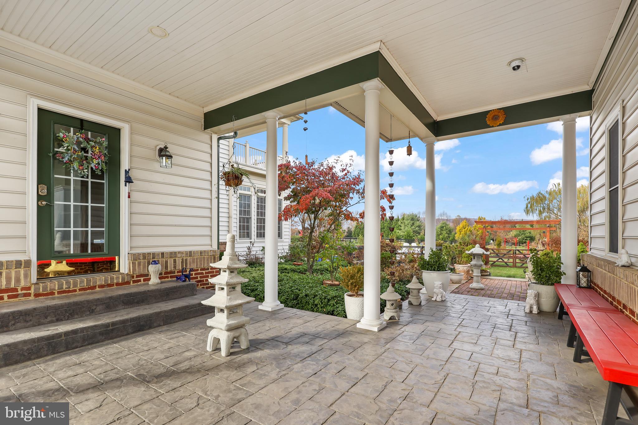 CHESTNUT HILLS - Residential