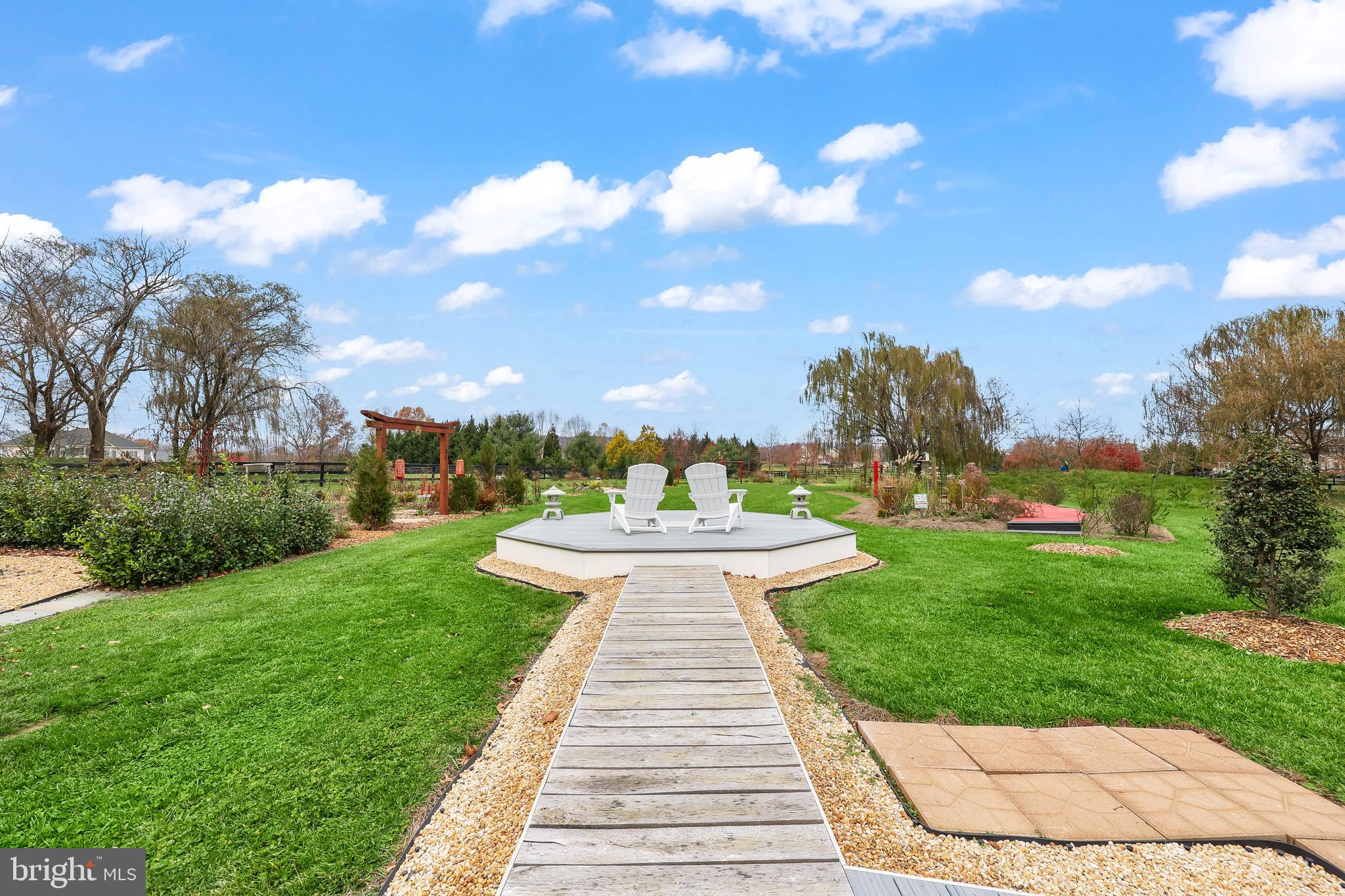 CHESTNUT HILLS - Residential