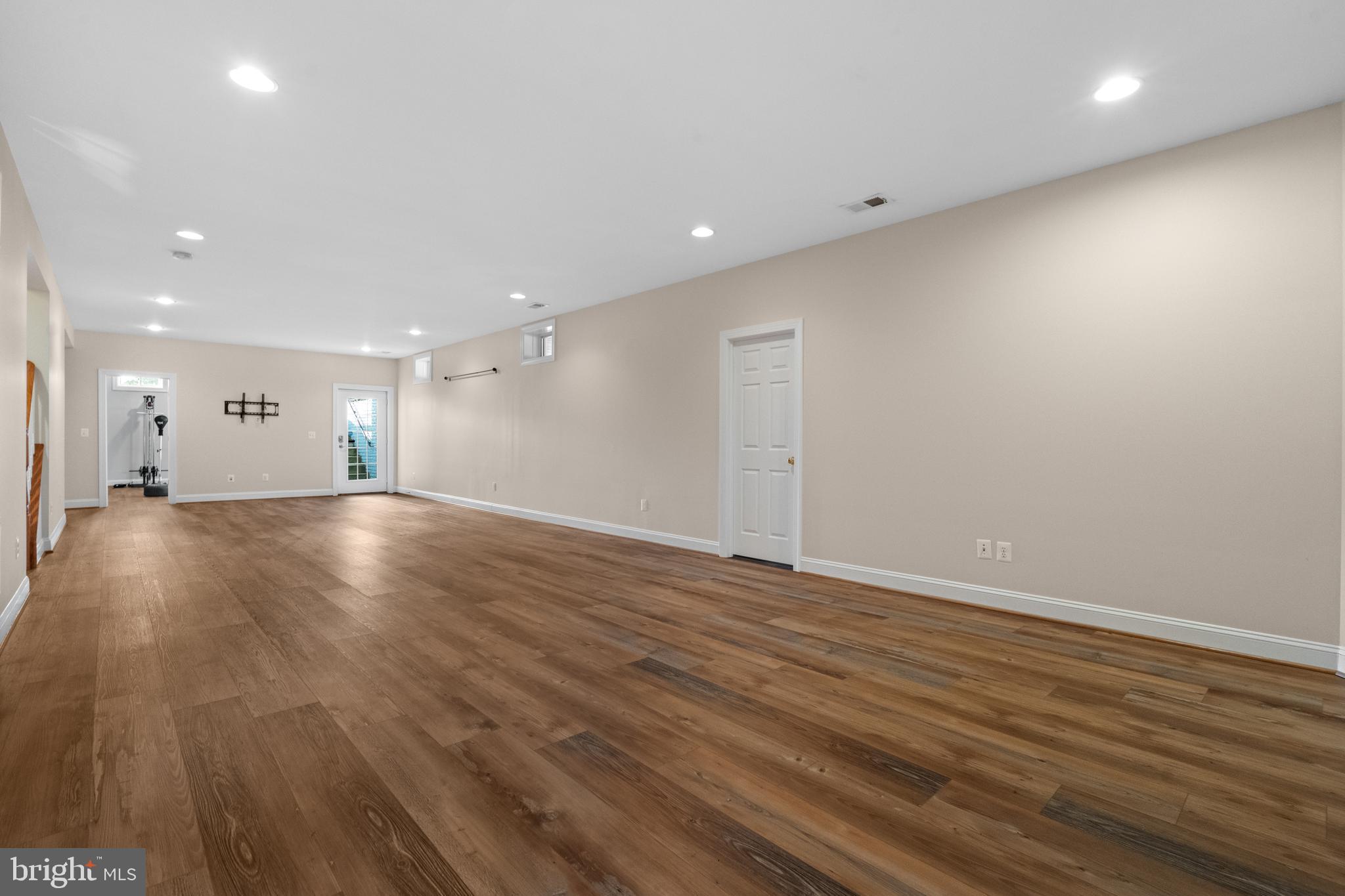 CHESTNUT HILLS - Residential