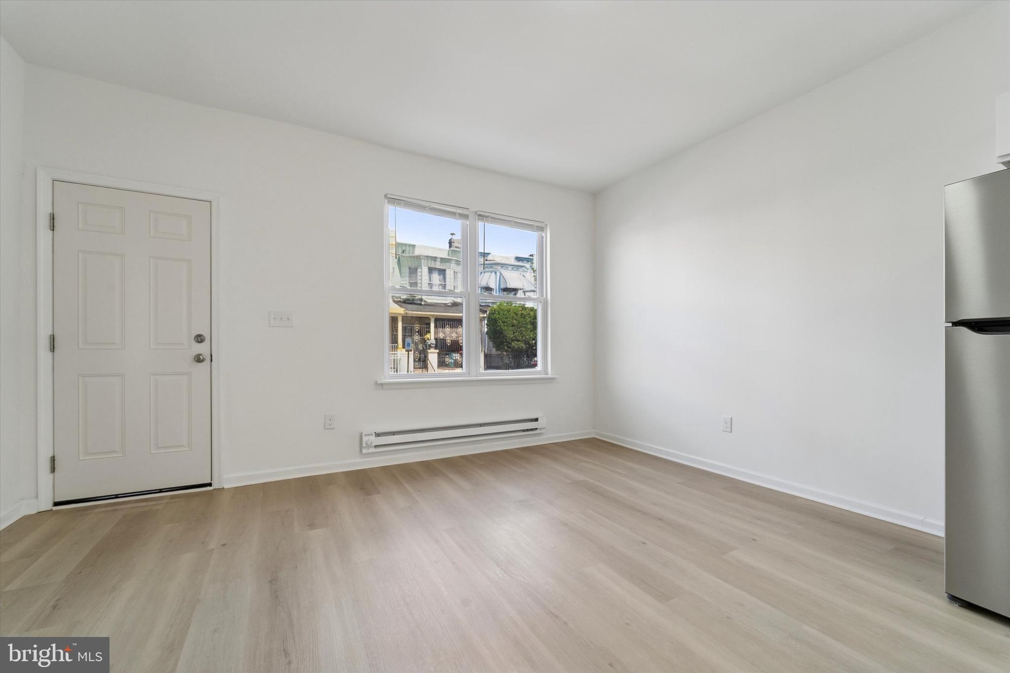 HUNTING PARK - Residential Lease