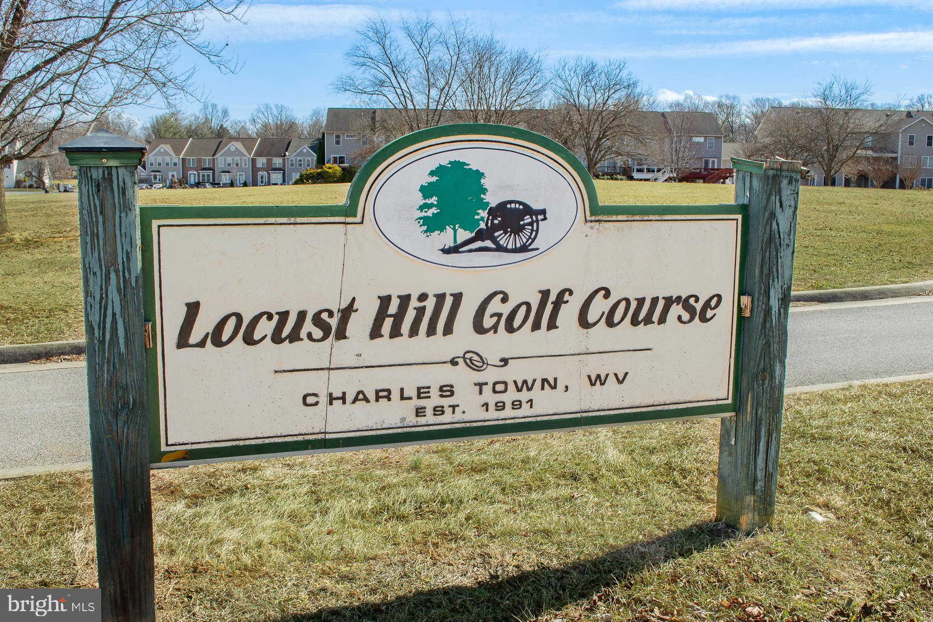LOCUST HILL - Residential