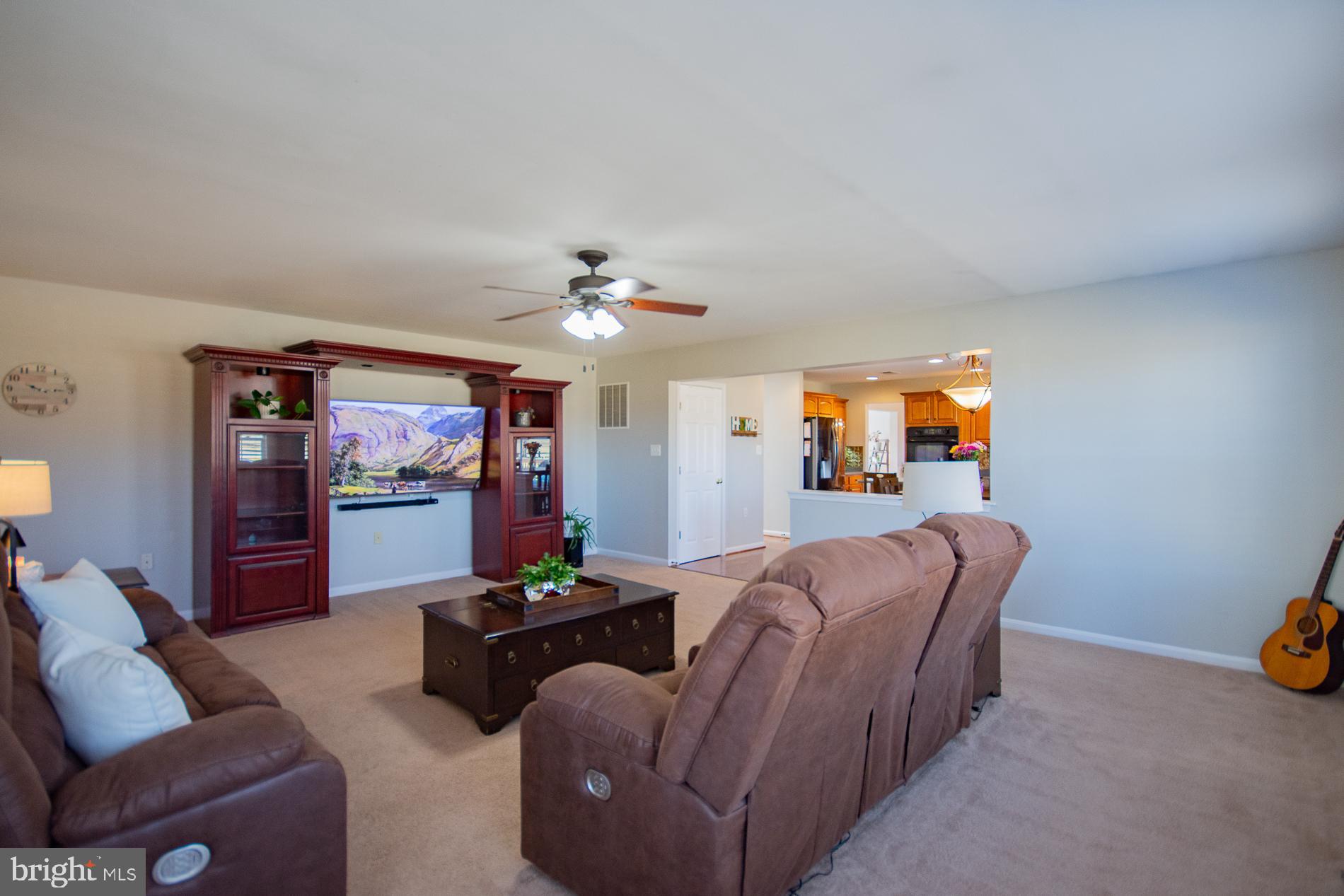 LOCUST HILL - Residential