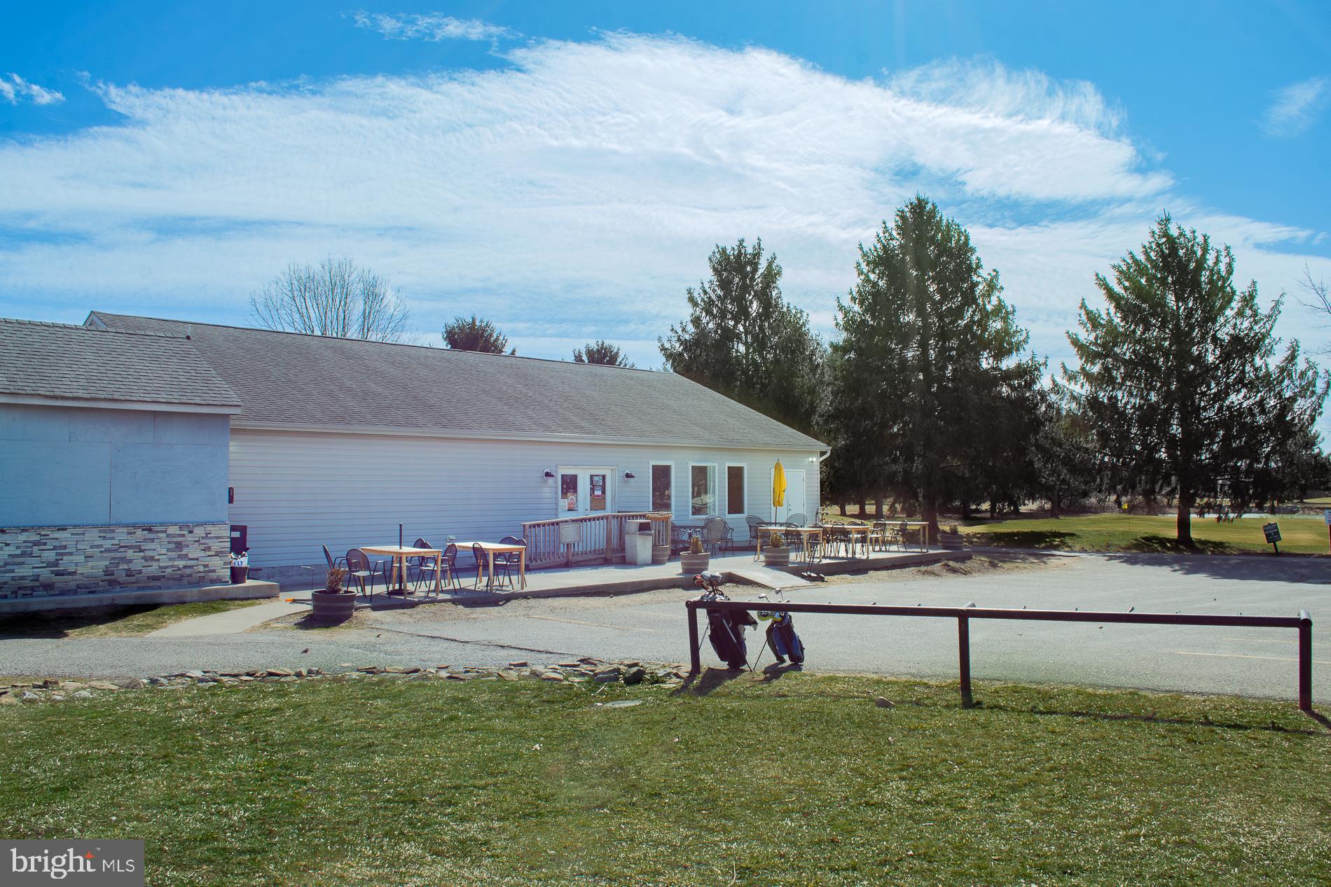 LOCUST HILL - Residential