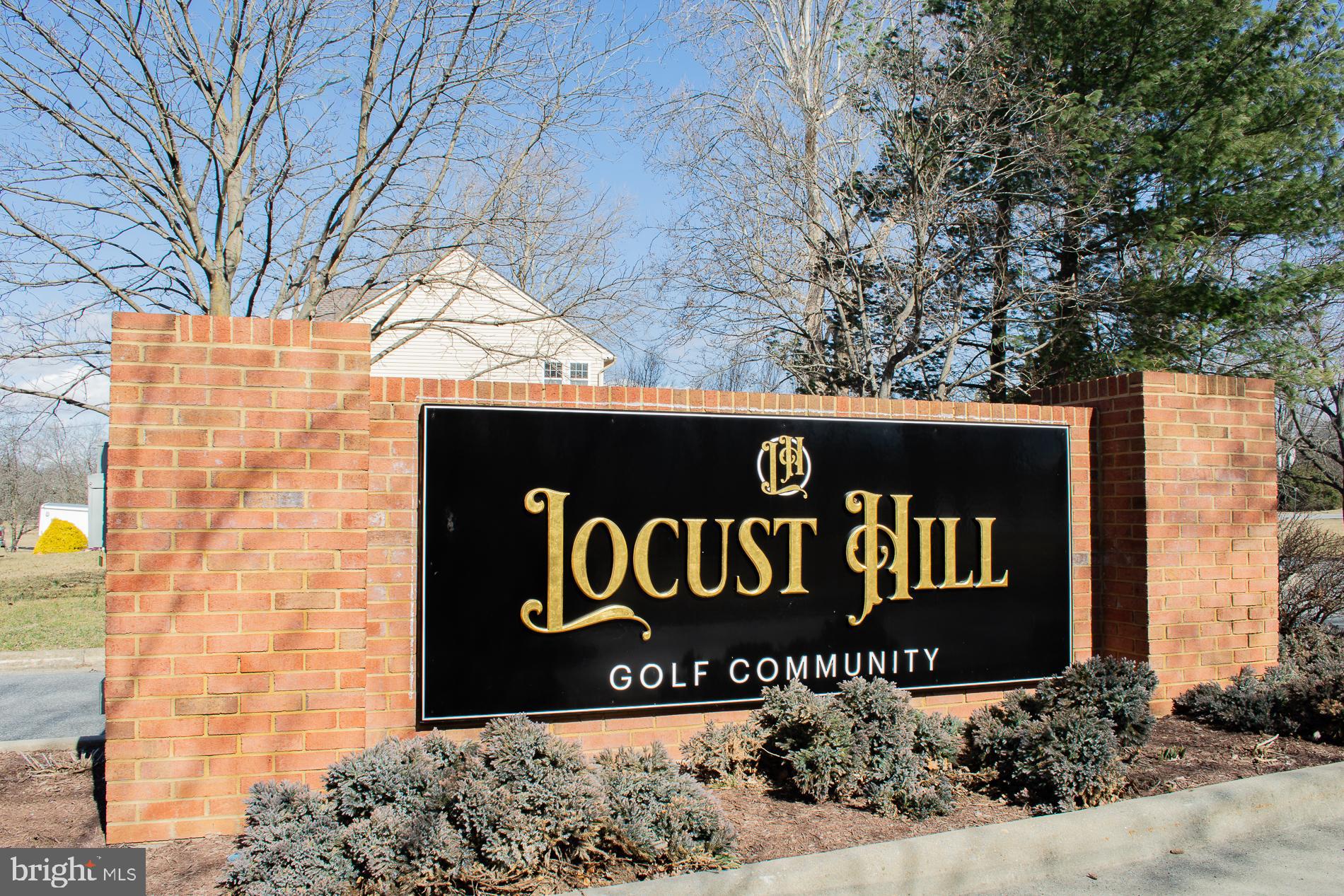 LOCUST HILL - Residential