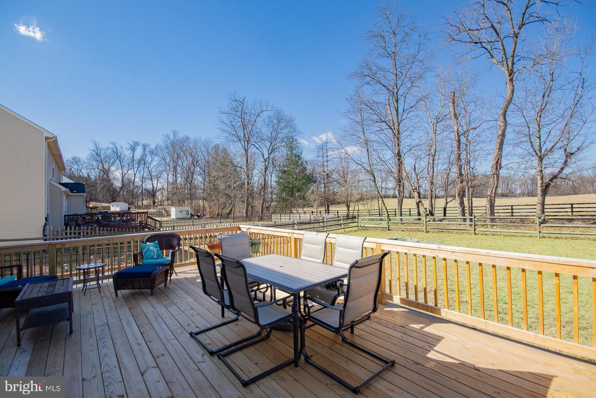 LOCUST HILL - Residential