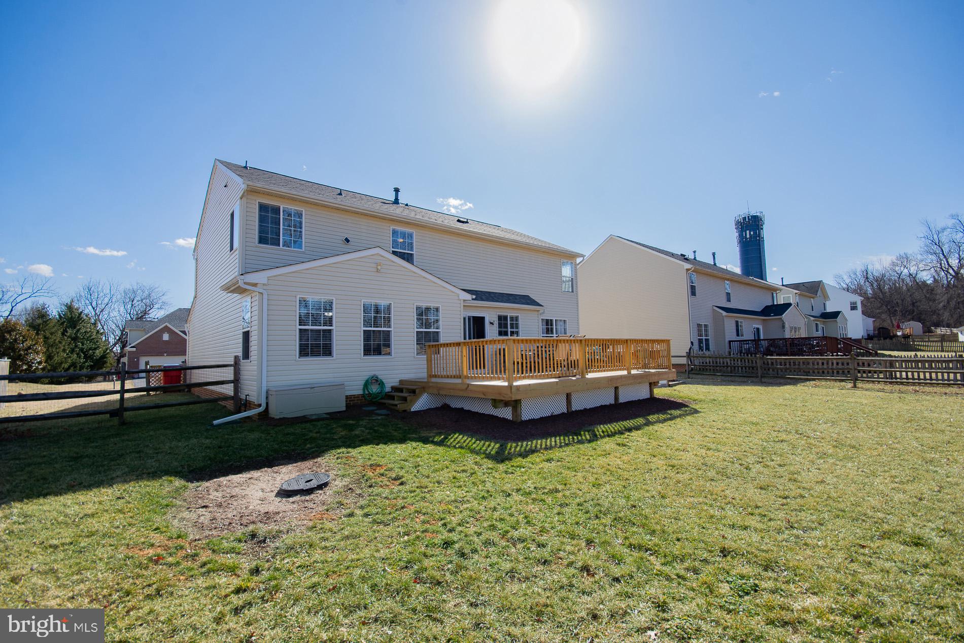 LOCUST HILL - Residential