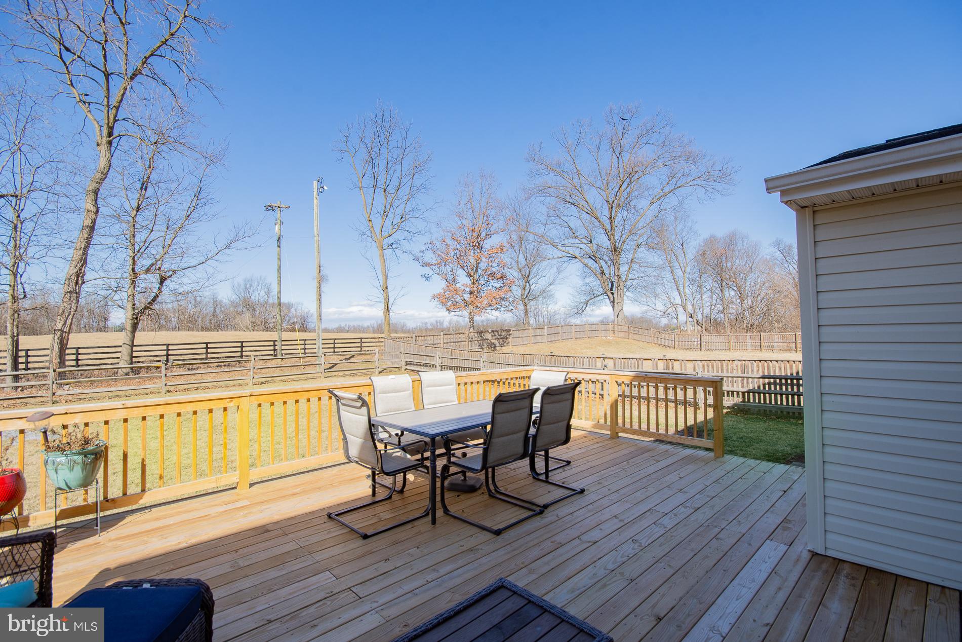 LOCUST HILL - Residential