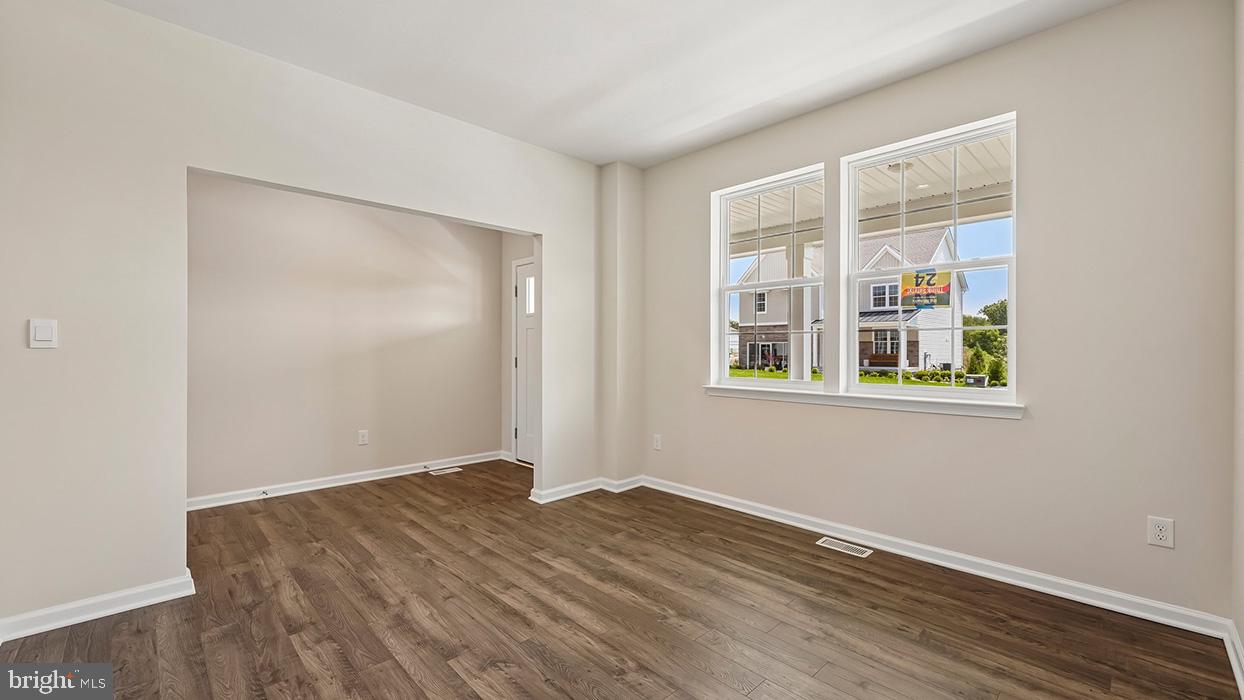 3043 MARTHA WAY