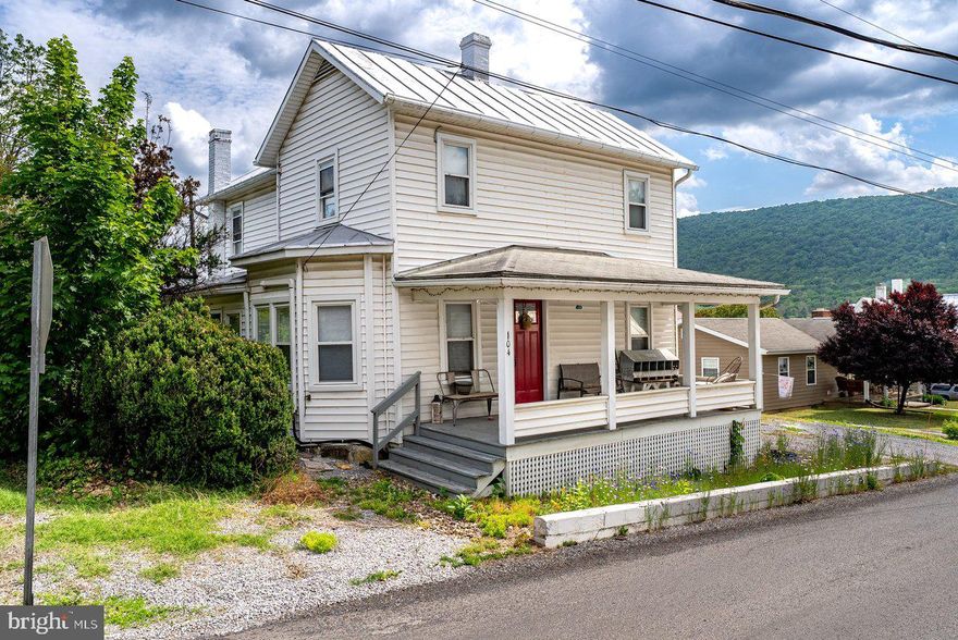 Come home to Franklin, WV! You will want to check out this charming home walking distance to all downtown Franklin has to offer. From the front porch soak in the mountain views. Enjoy the inviting back patio (perfect for entertaining) and the spacious back yard with room for gardening. An apple tree
and elderberry bushes provide delicious juicy fruit and berries. The large detached garage provides storage for your tools, equipment, or seasonal items. A large mudroom with stackable washer and dryer is conveniently located as you enter from the patio. One bedroom on the main level and three upstairs. One bedroom is non conforming. Under cabinet lighting completes the kitchen charm. Well-maintained and updated! Come have a look!
