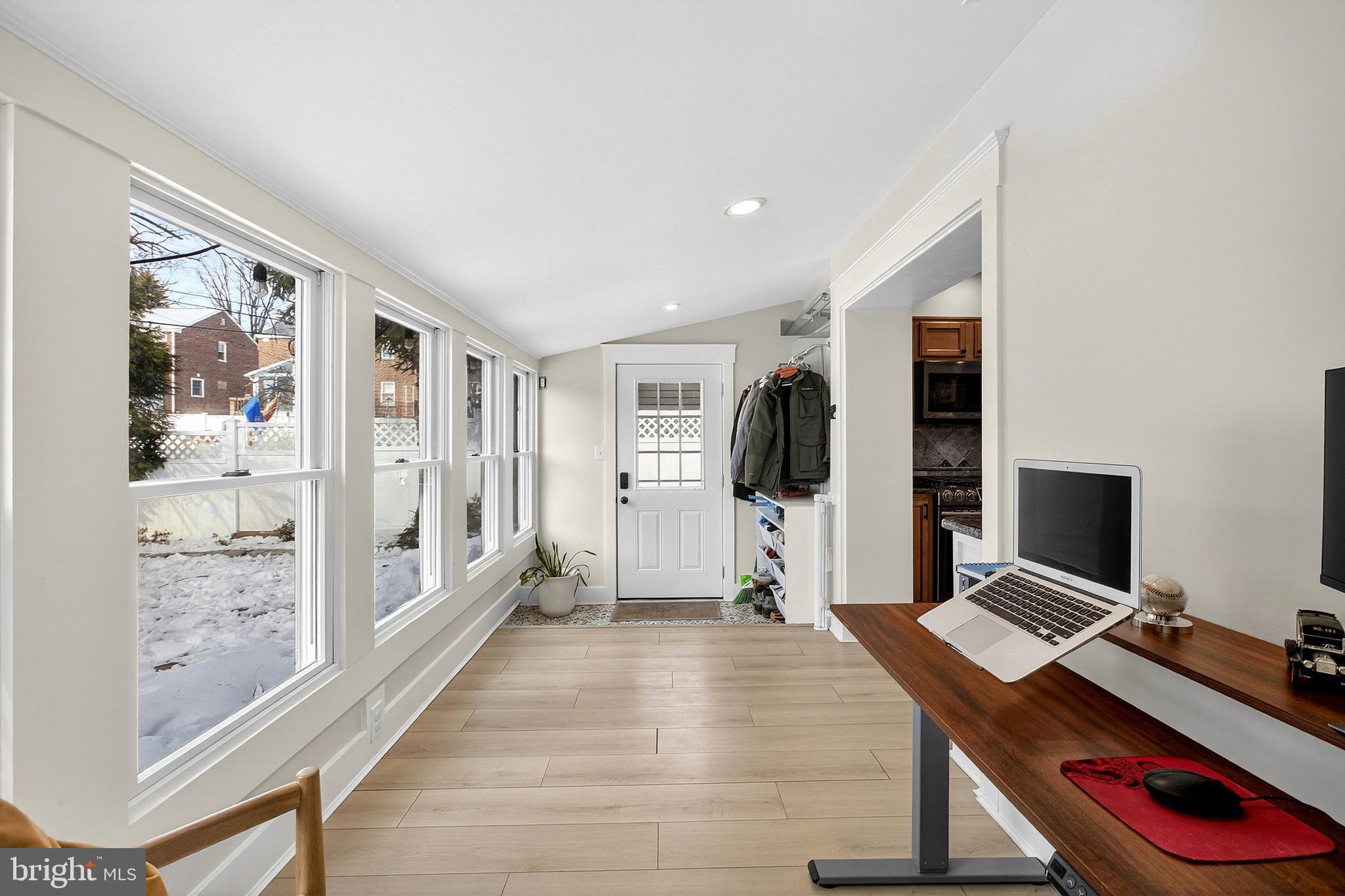 WOODMERE - Residential