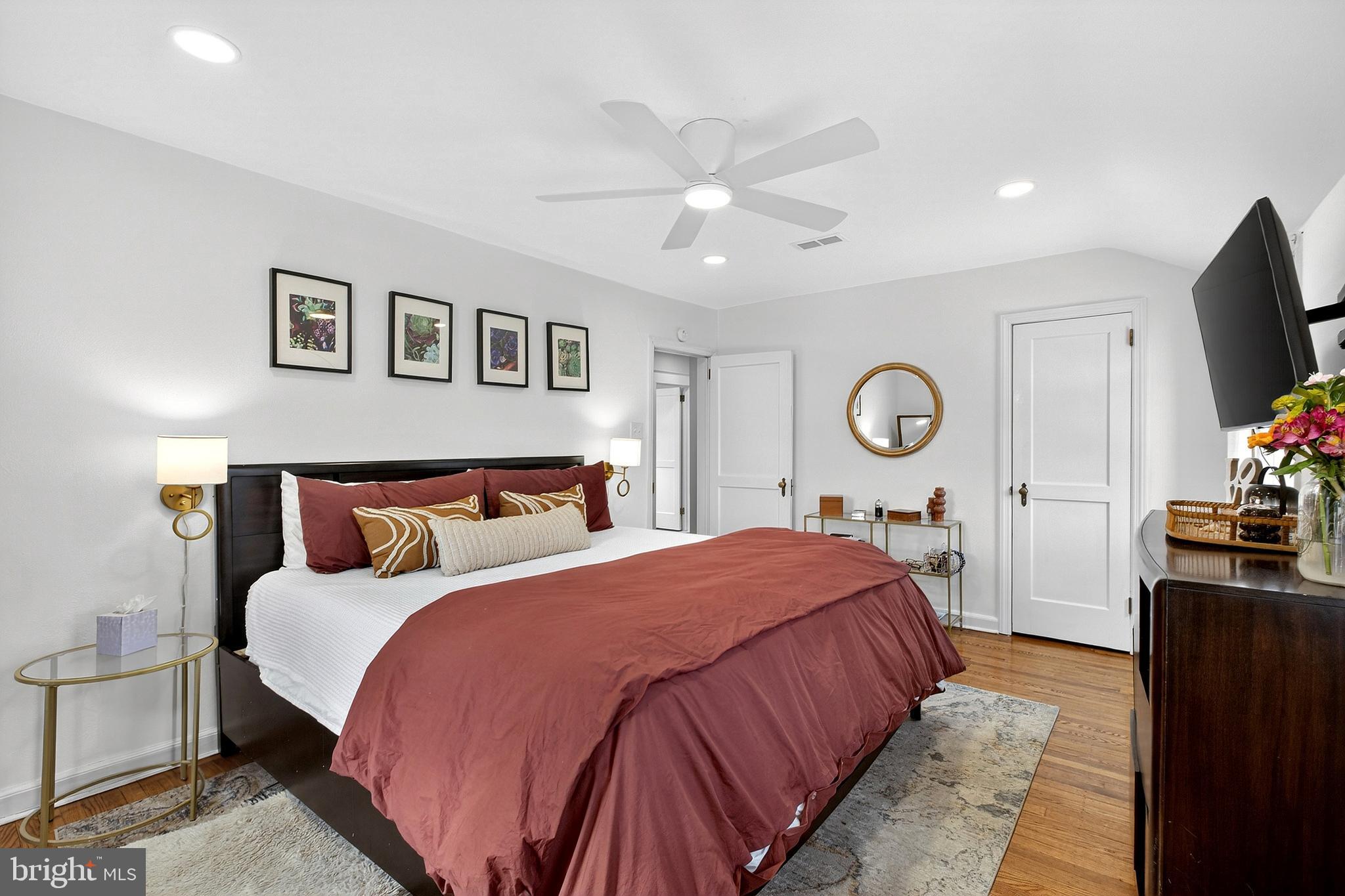 WOODMERE - Residential