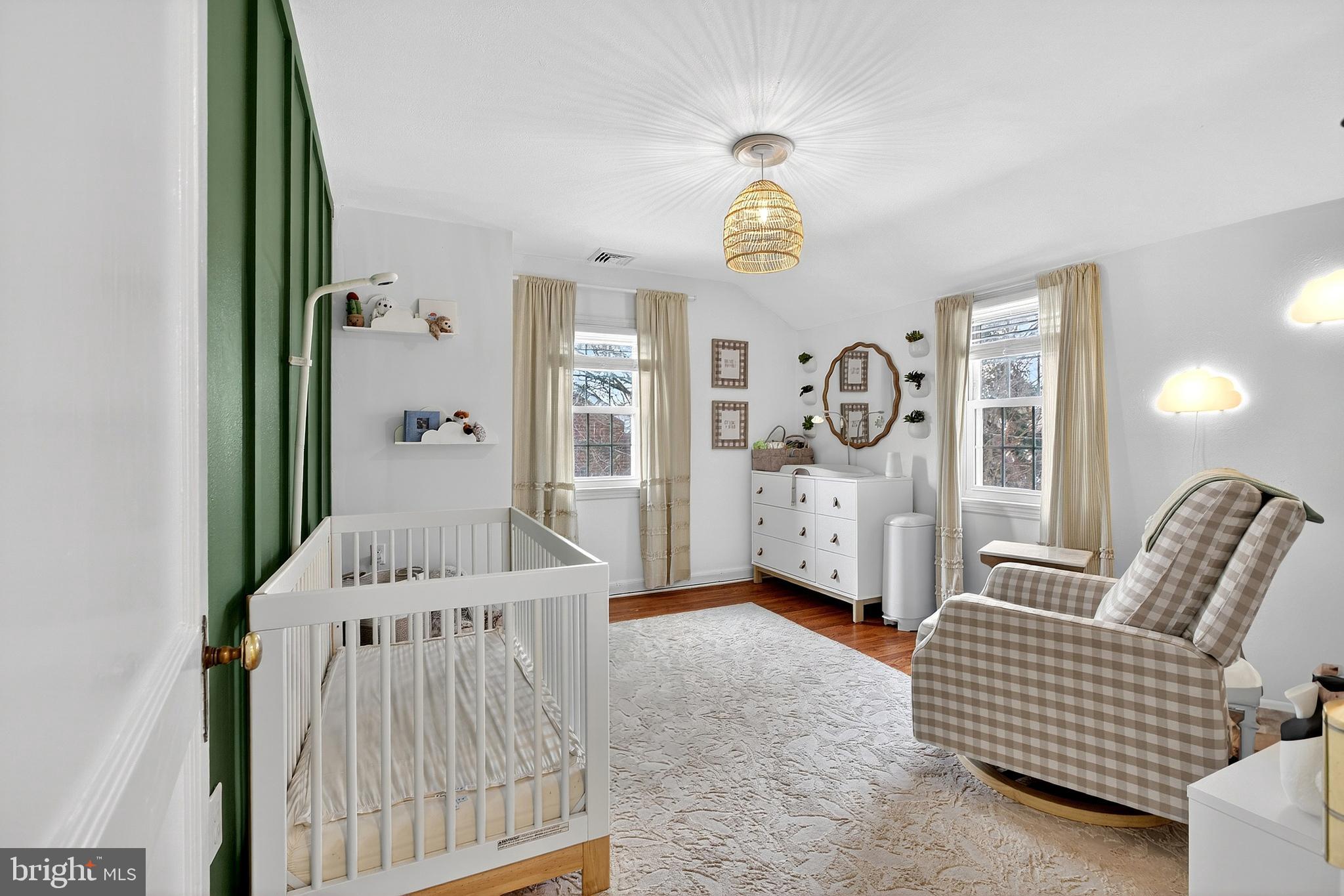 WOODMERE - Residential