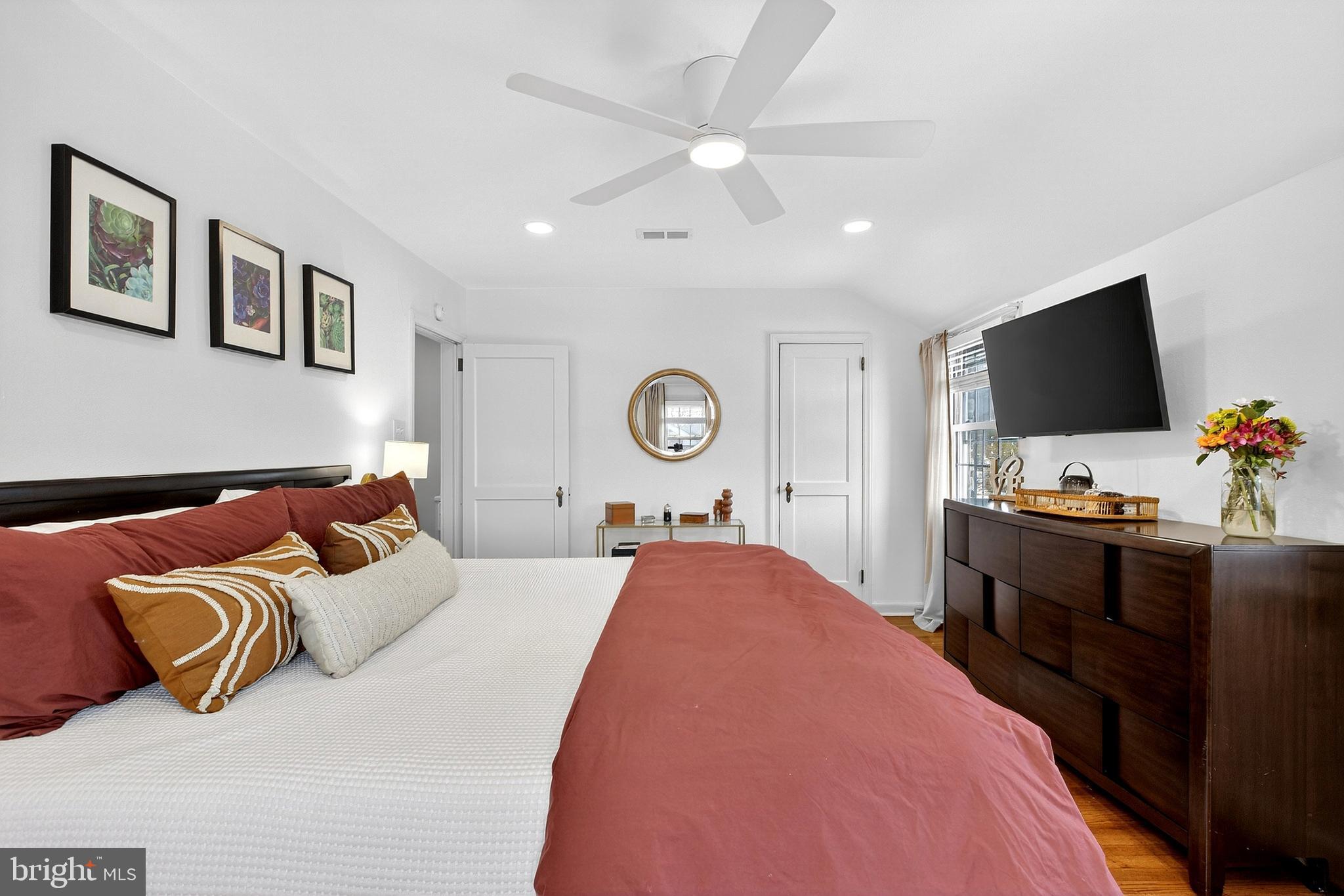 WOODMERE - Residential