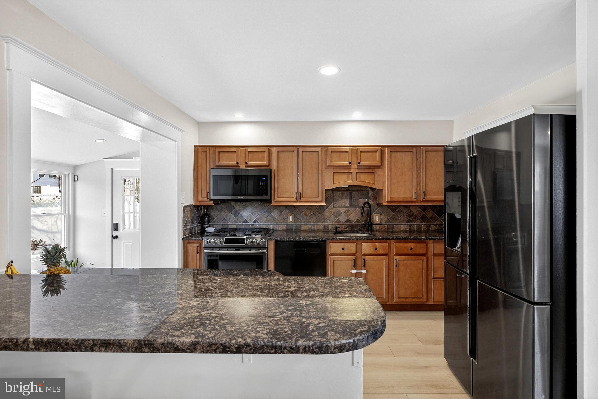 WOODMERE - Residential