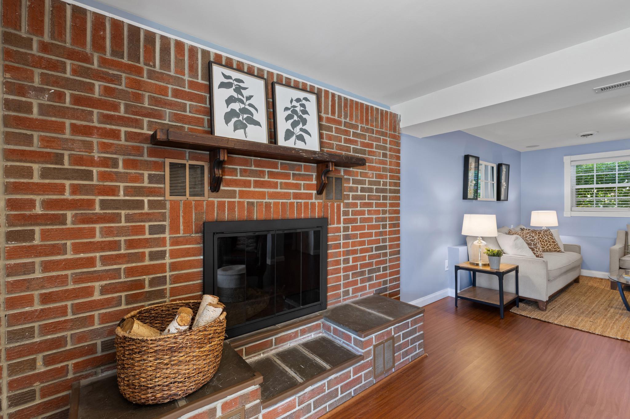 FOUR SEASONS ESTATES - Residential