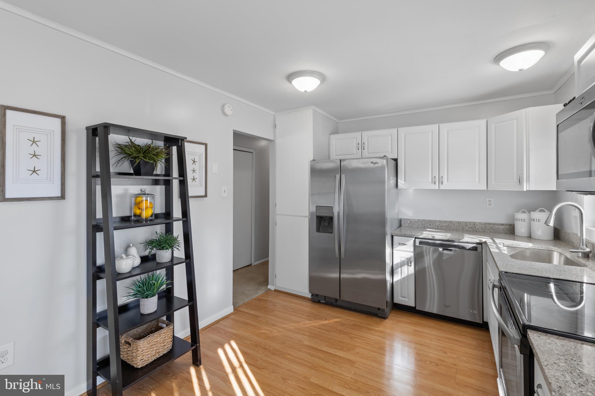 FOUR SEASONS ESTATES - Residential