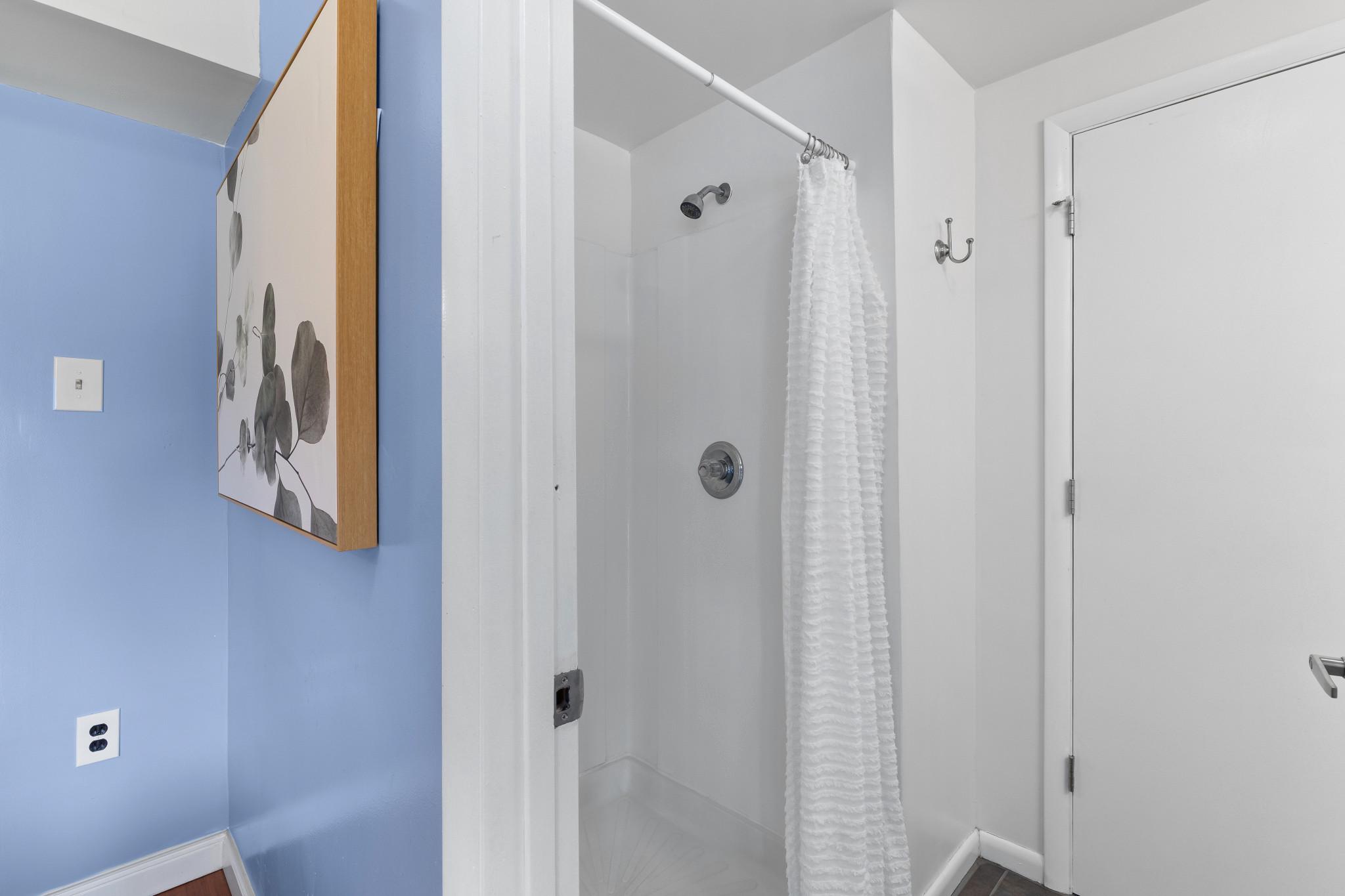 FOUR SEASONS ESTATES - Residential