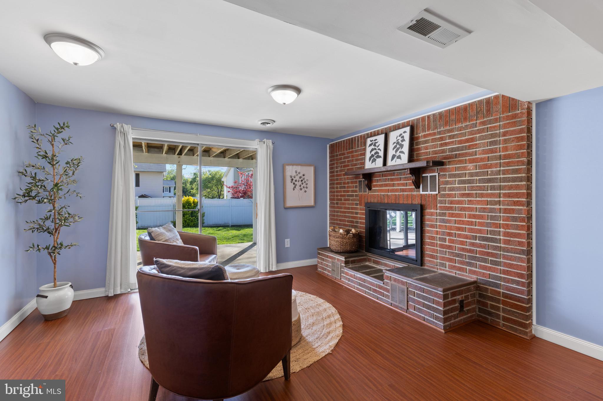 FOUR SEASONS ESTATES - Residential