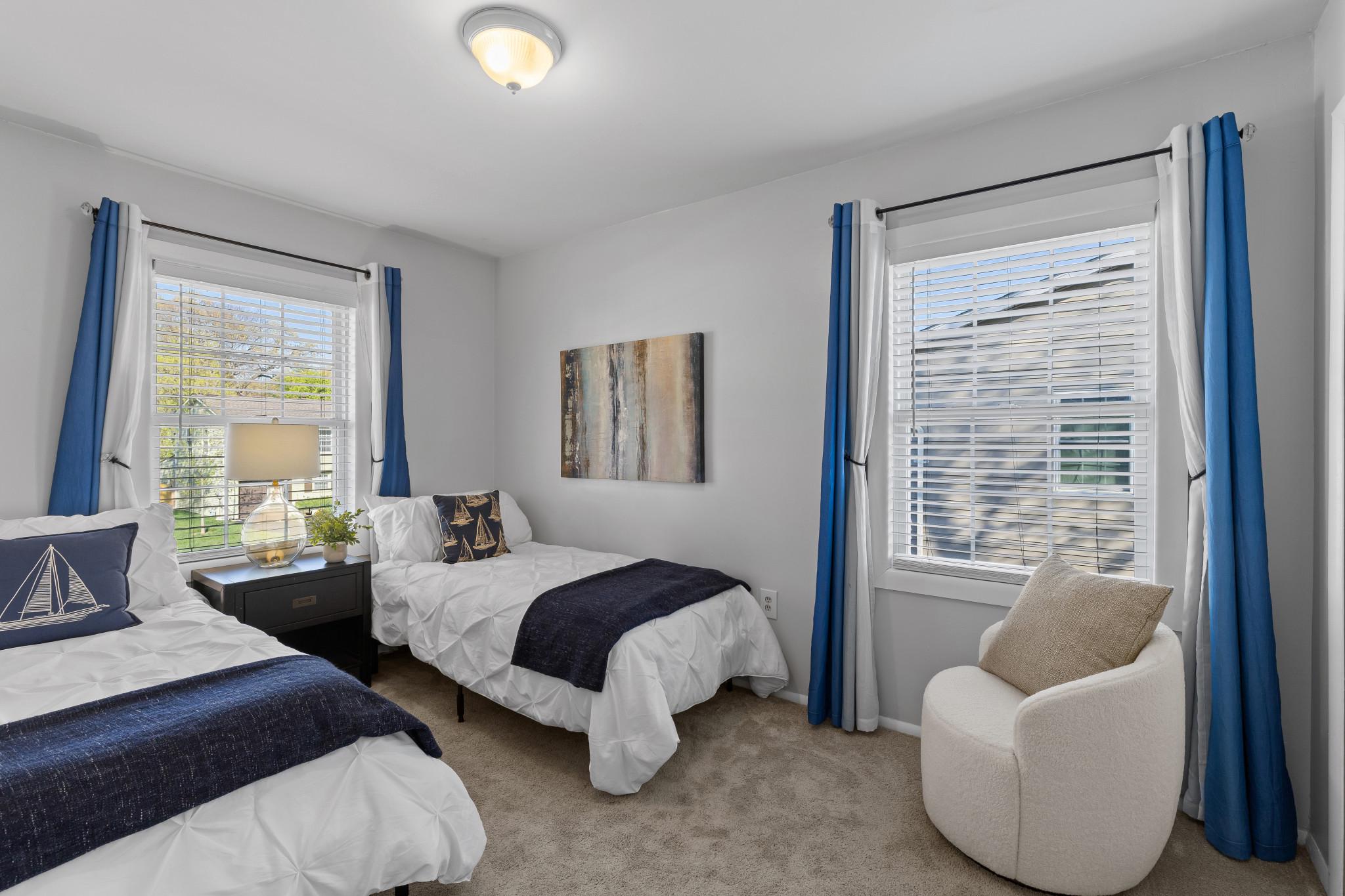 FOUR SEASONS ESTATES - Residential