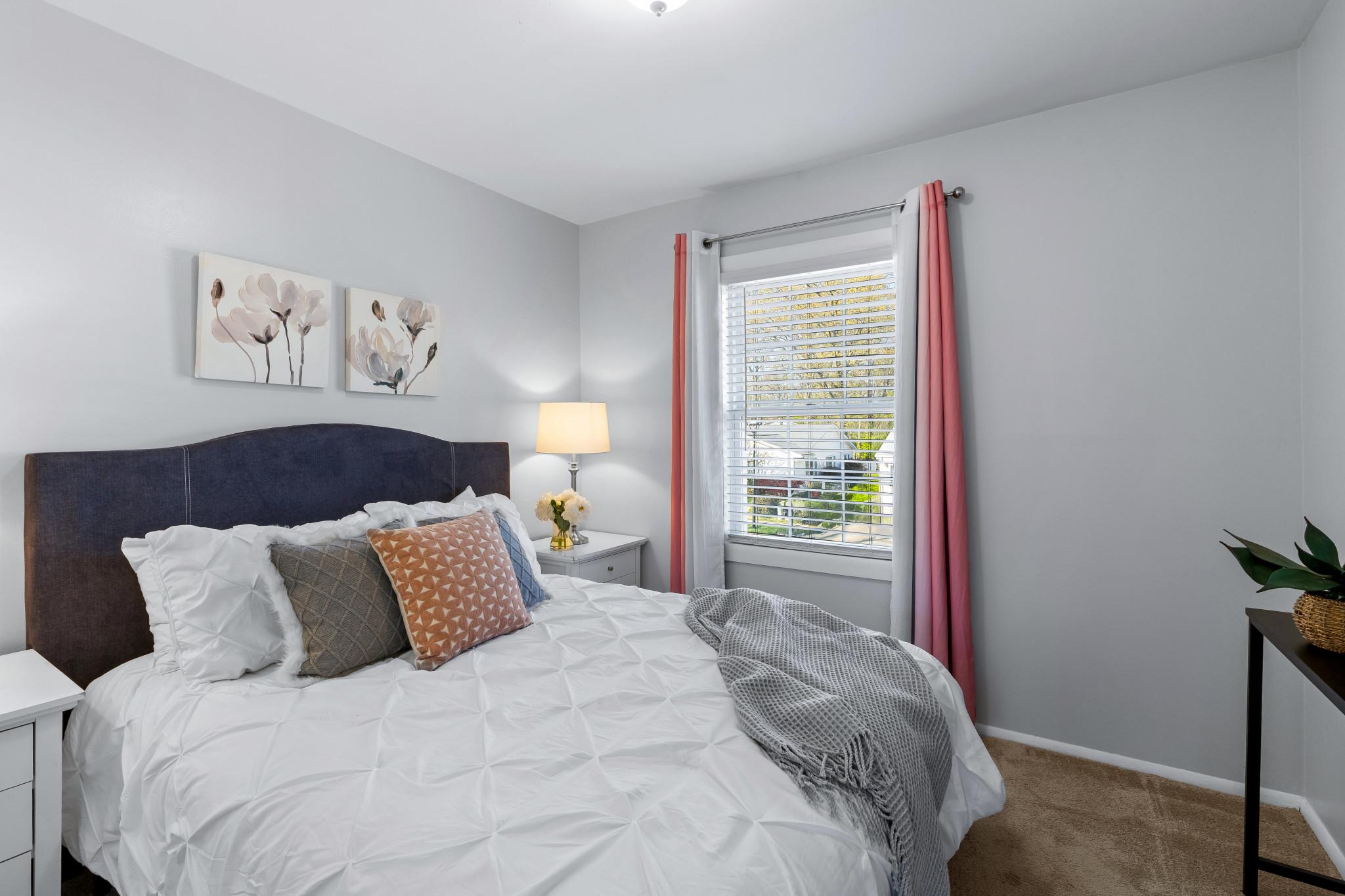 FOUR SEASONS ESTATES - Residential