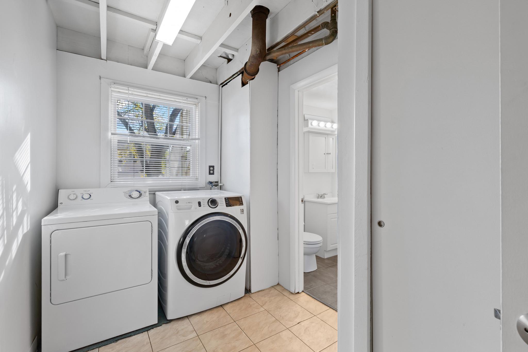 FOUR SEASONS ESTATES - Residential