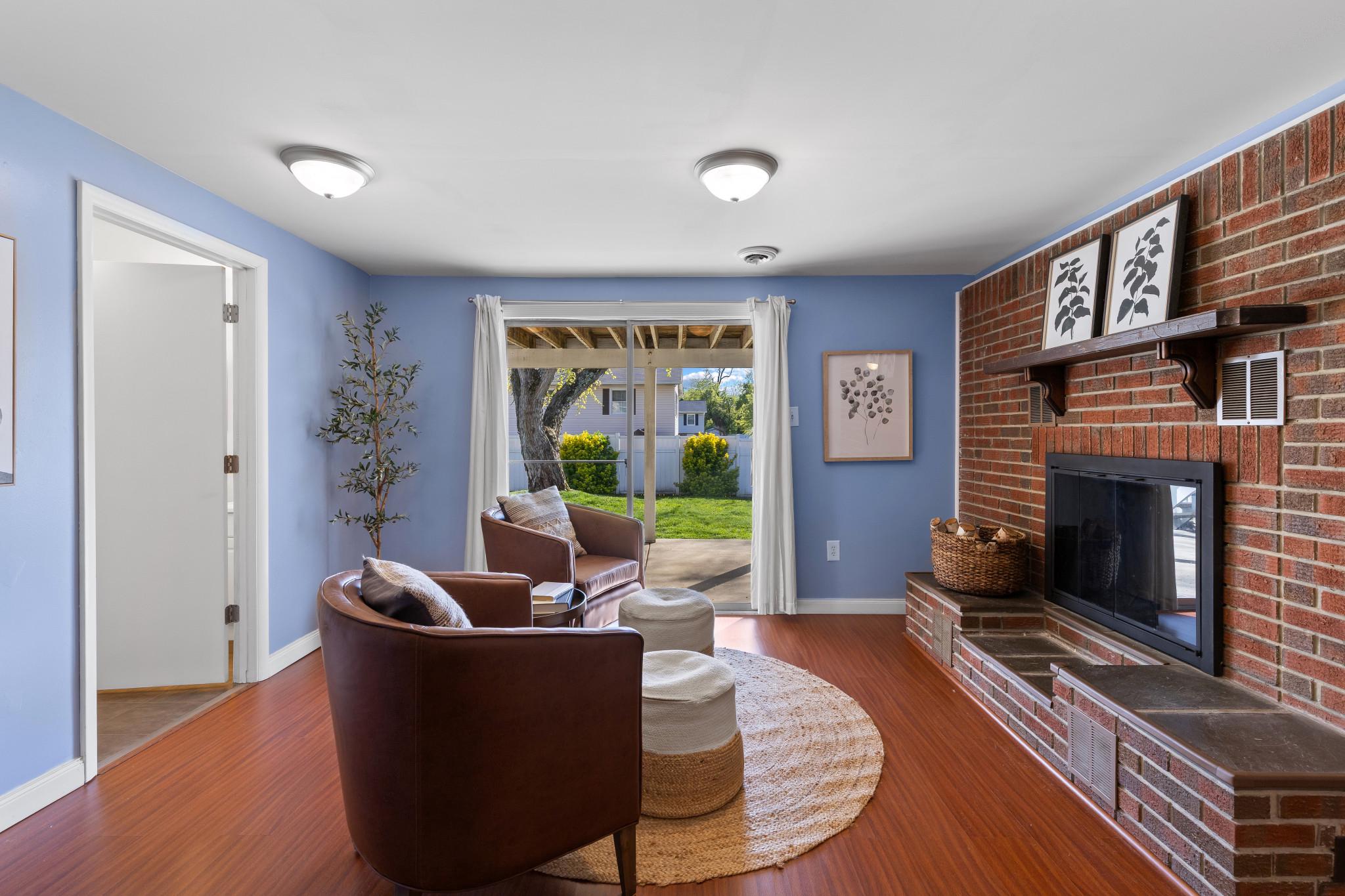 FOUR SEASONS ESTATES - Residential