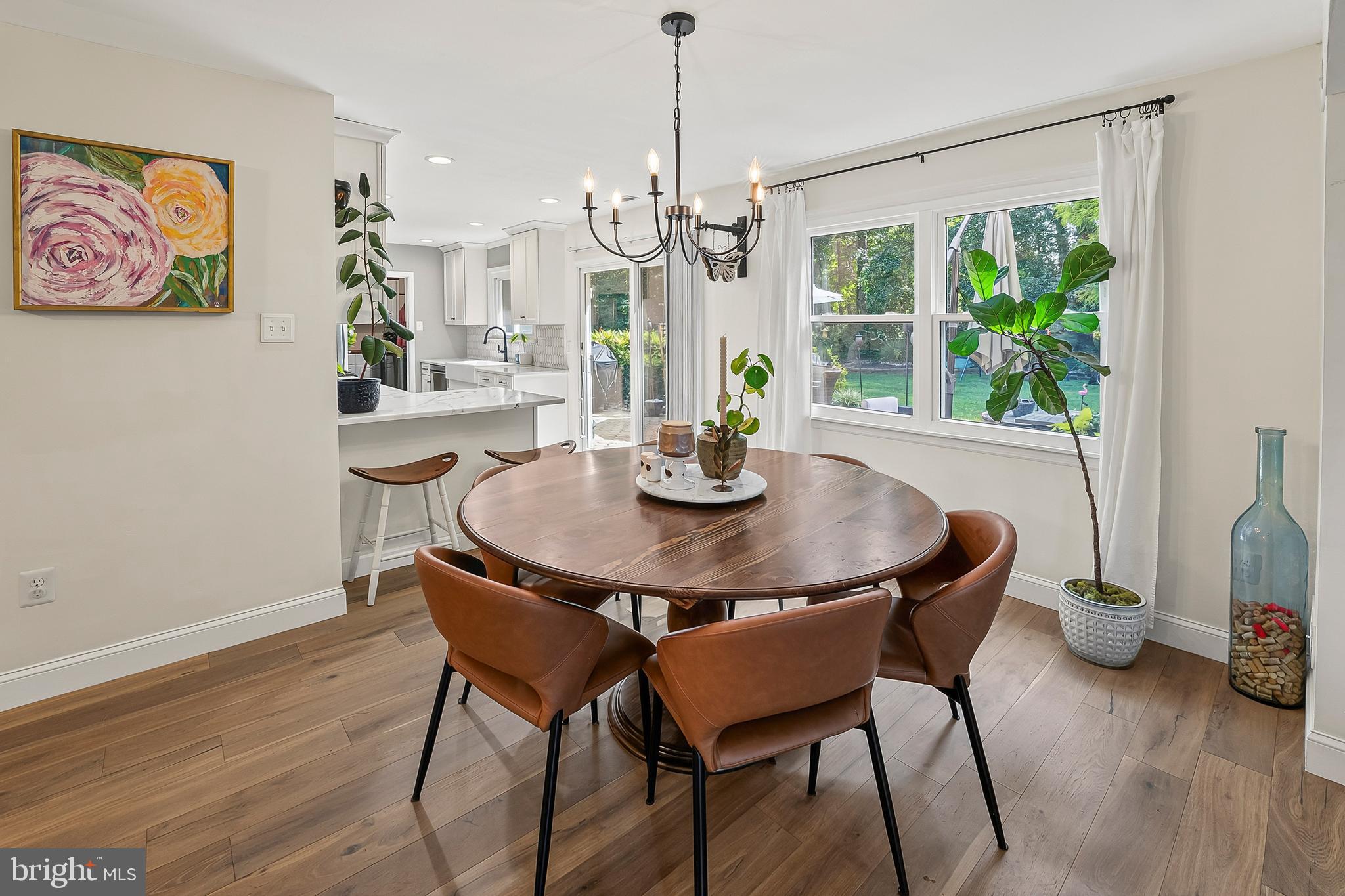 12 CHAMPAGNE COURT