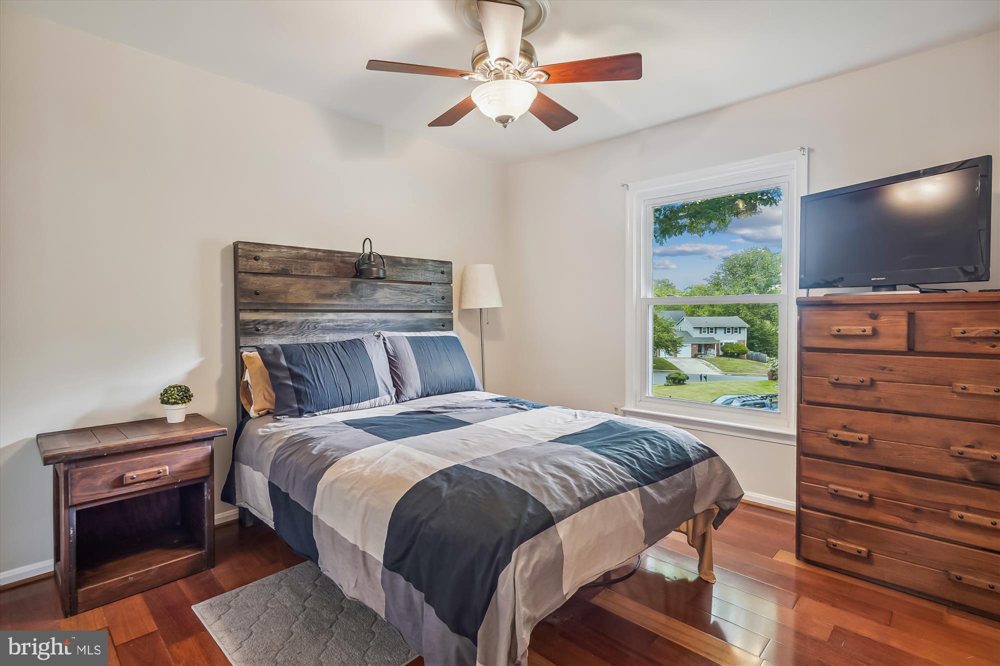 MONTCLAIR - Residential