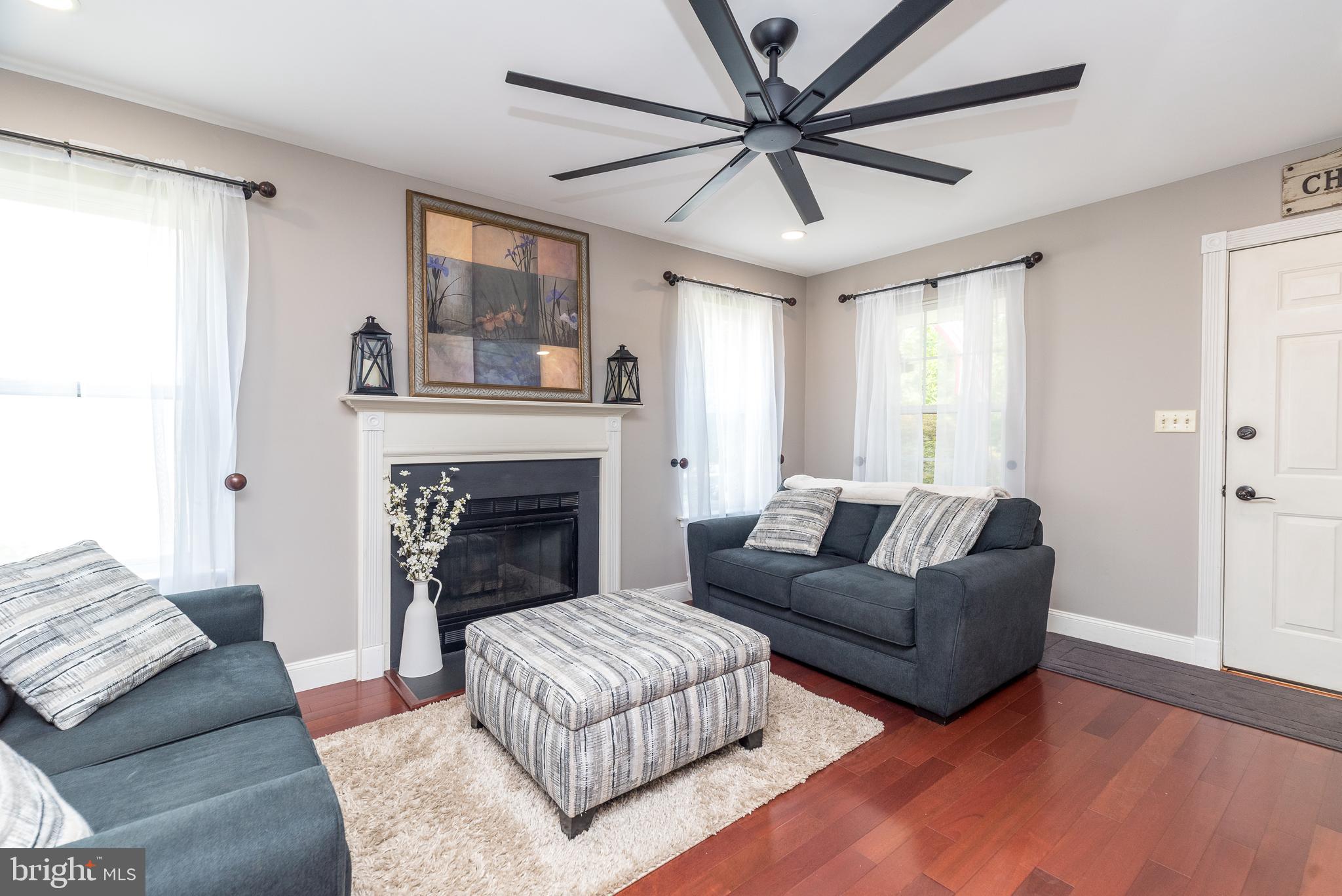 1055 HEATHER LANE