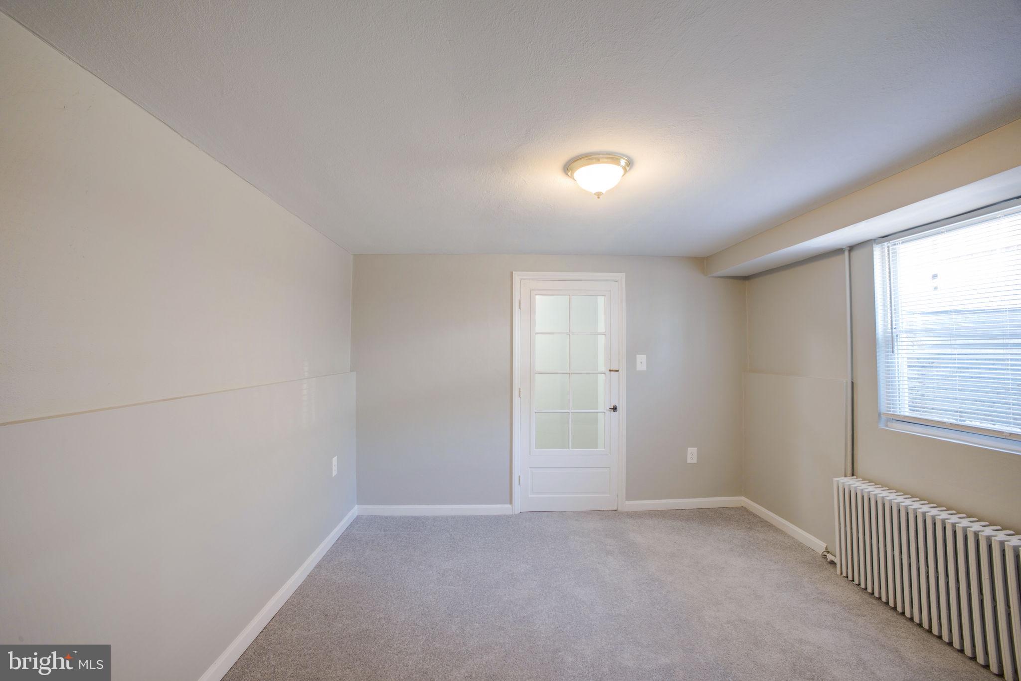 NORTH WOODRIDGE - Residential