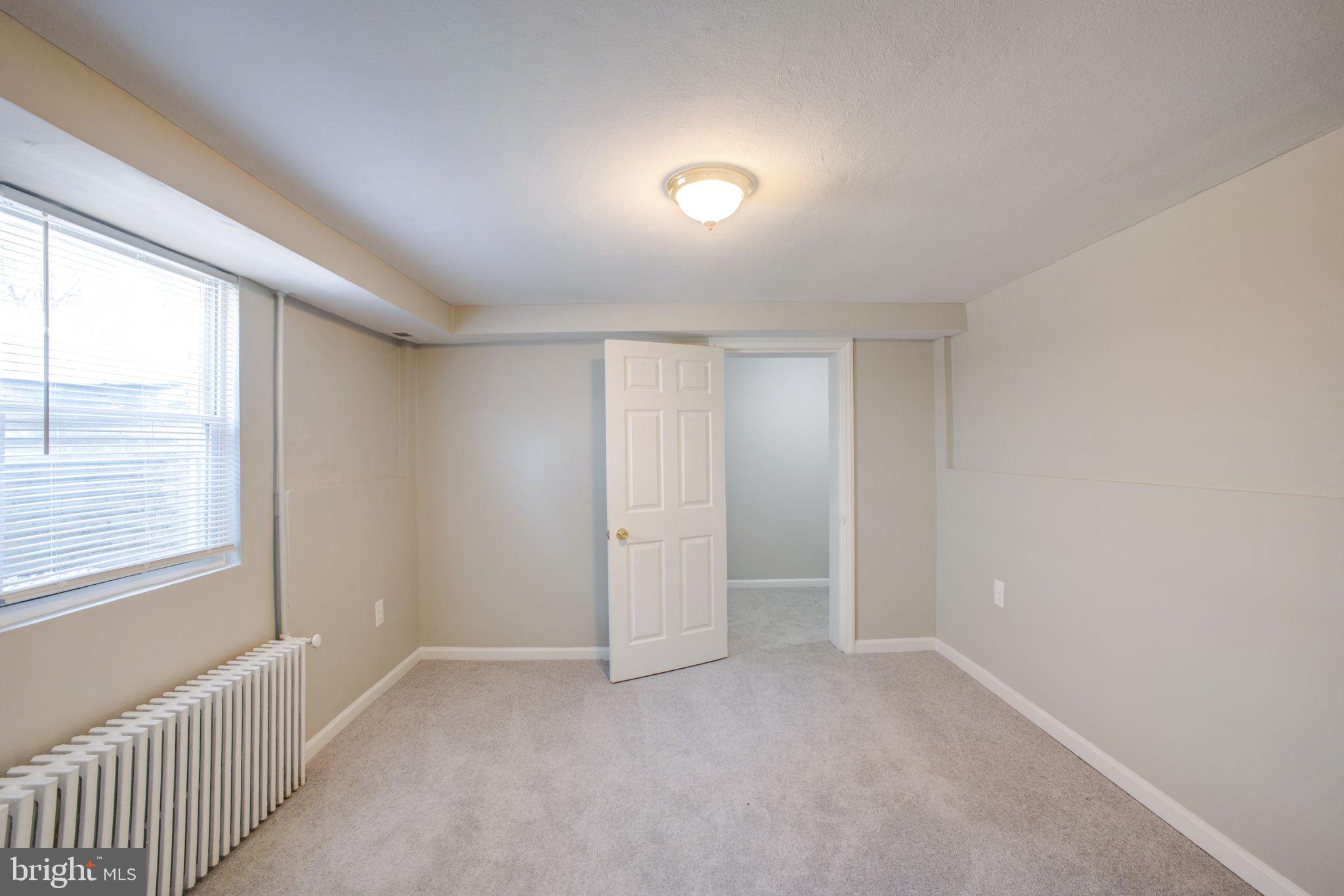 NORTH WOODRIDGE - Residential