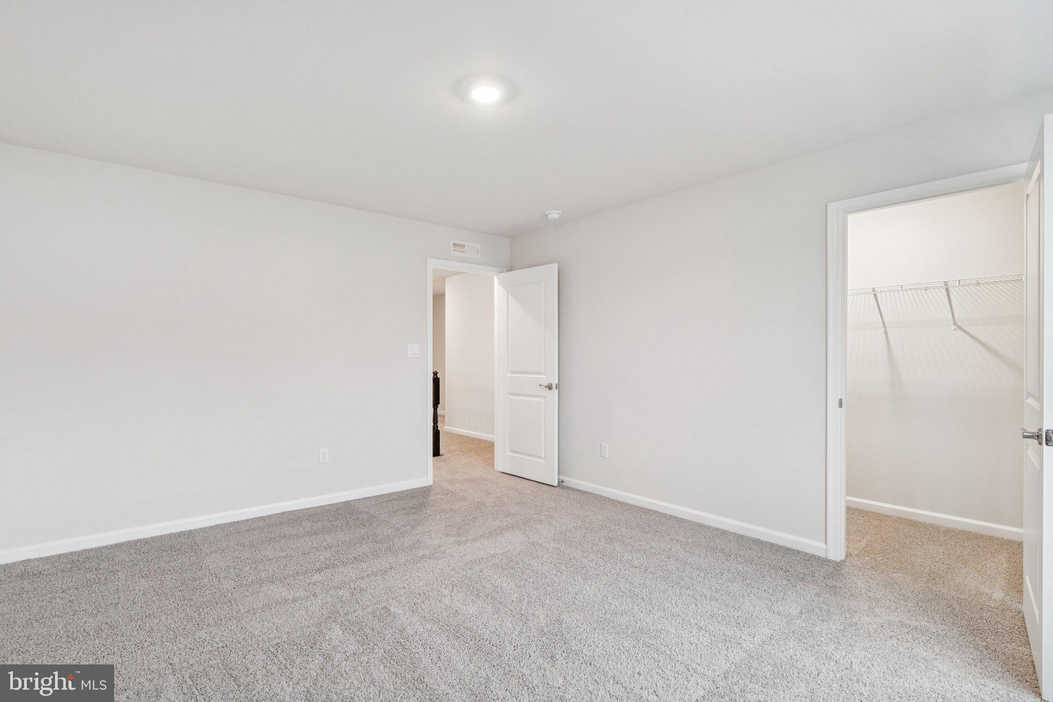 LADYSMITH VILLAGE - Residential