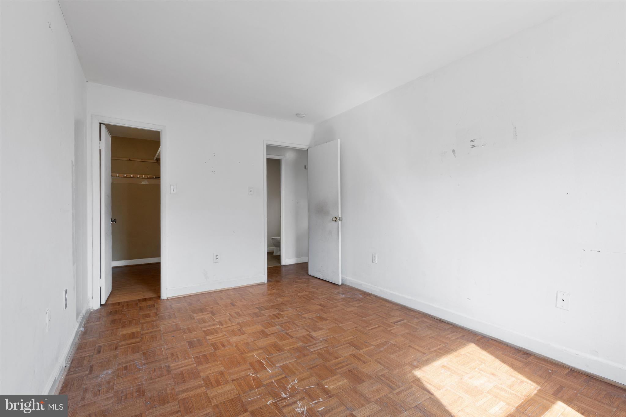 STRATFORD MEWS - Residential