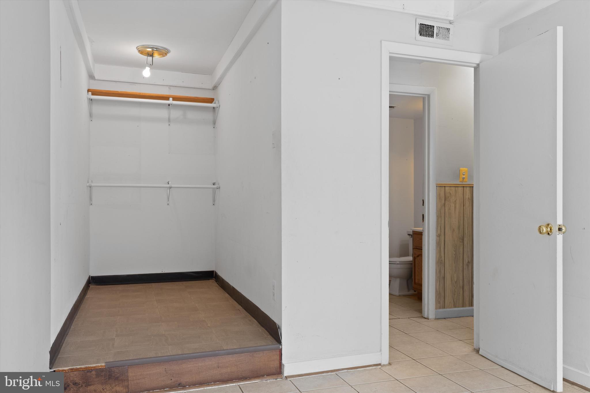 STRATFORD MEWS - Residential