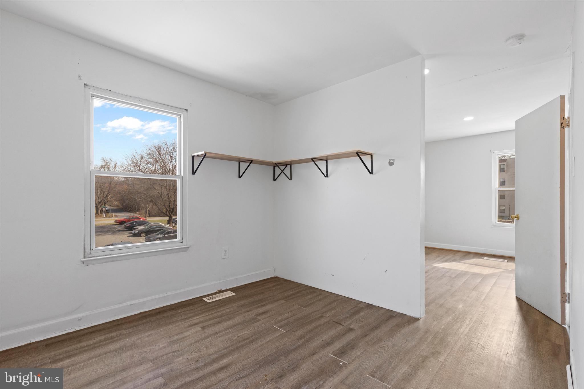 STRATFORD MEWS - Residential