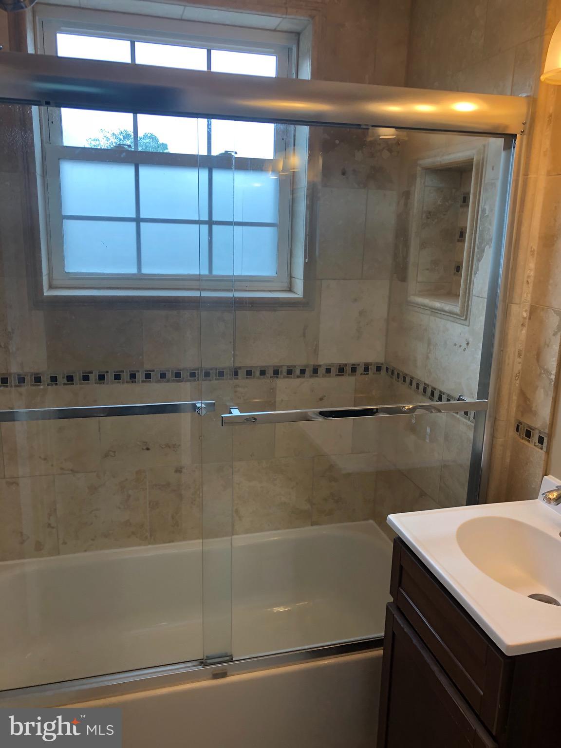 JEFFERSON HOMES - Residential Lease