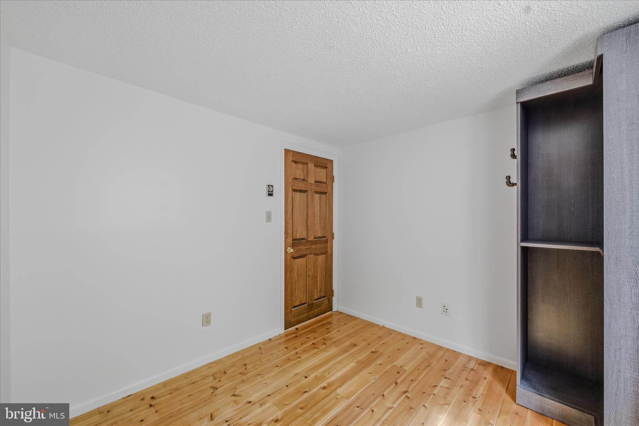 GLENWOOD FOREST - Residential