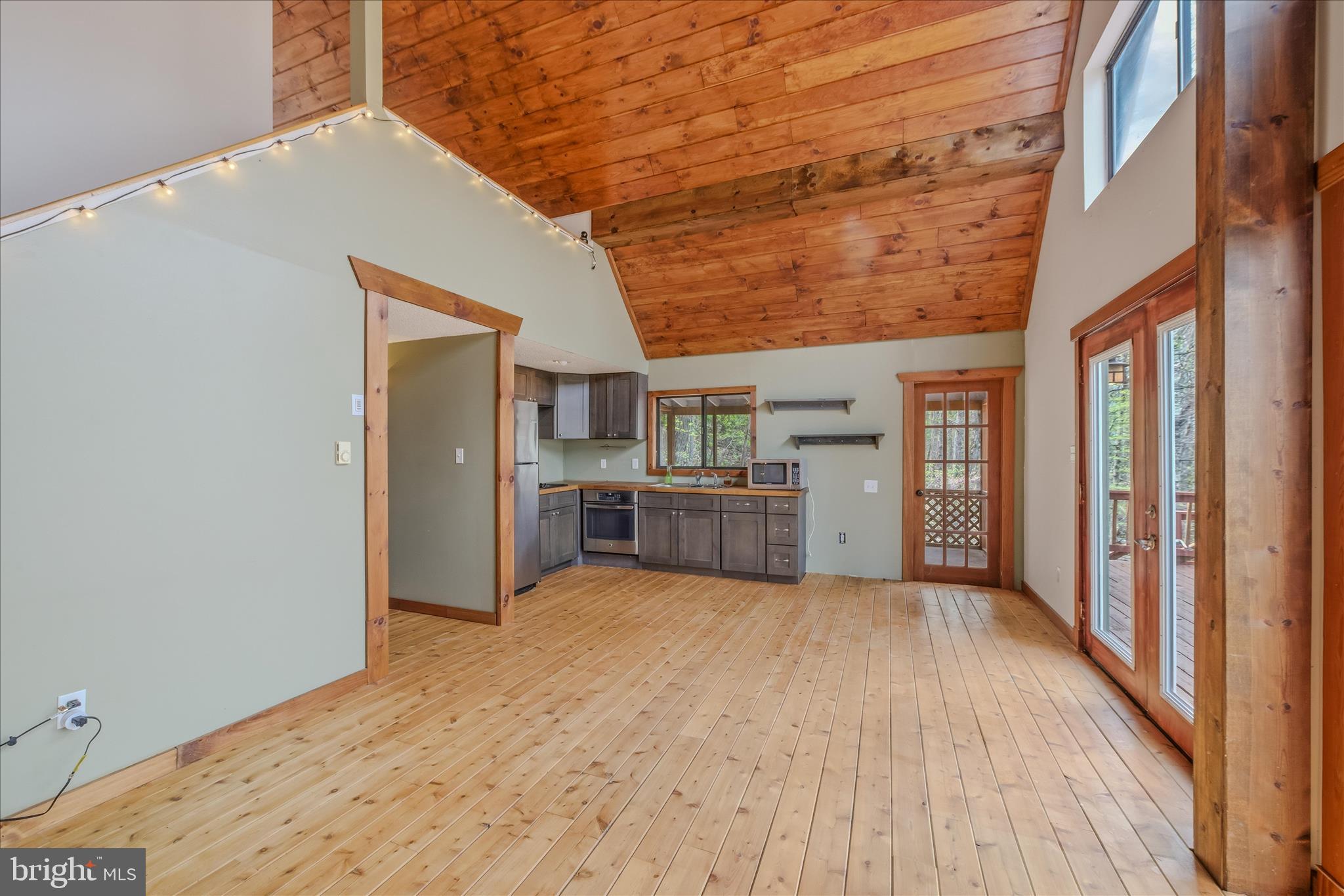 GLENWOOD FOREST - Residential