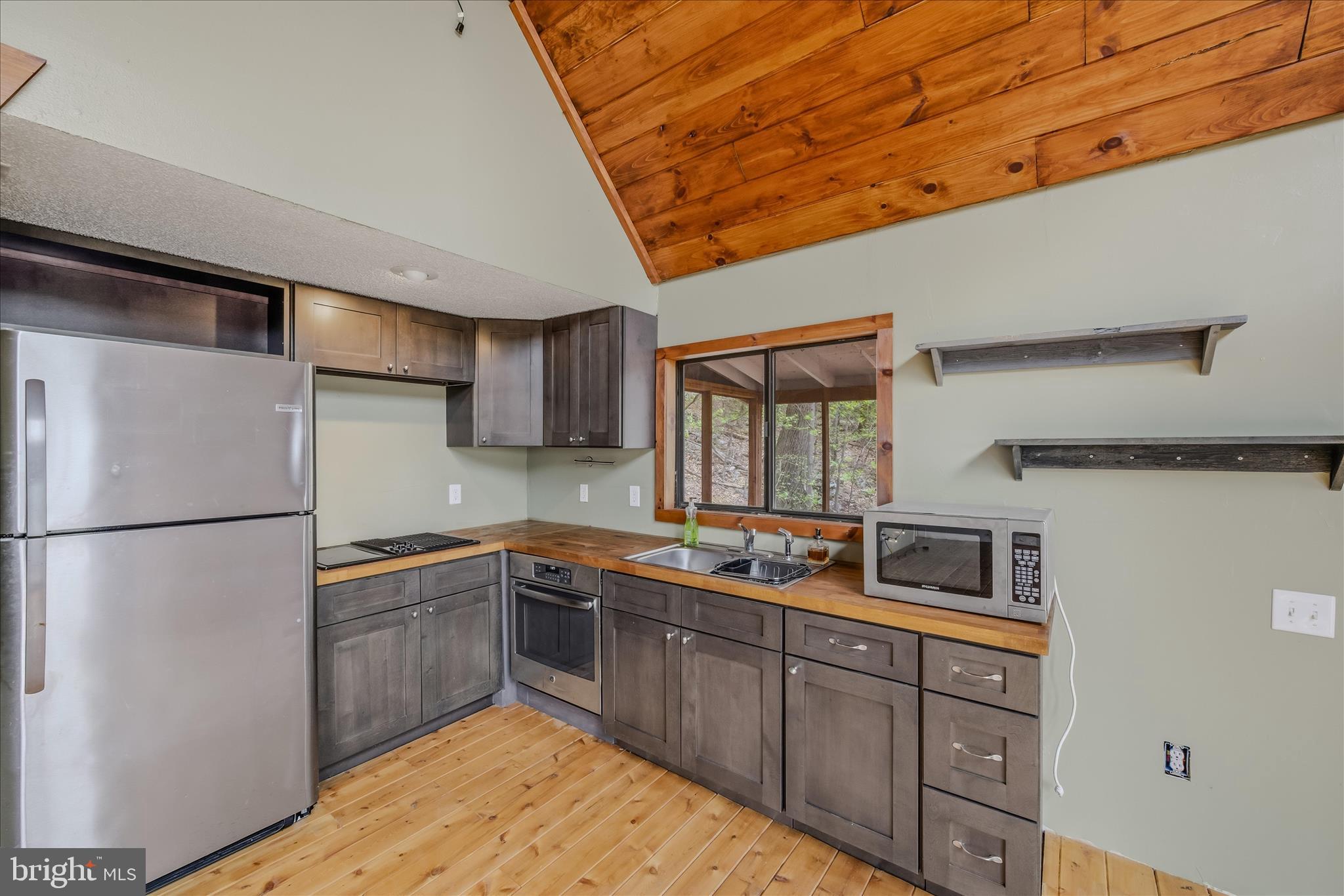 GLENWOOD FOREST - Residential