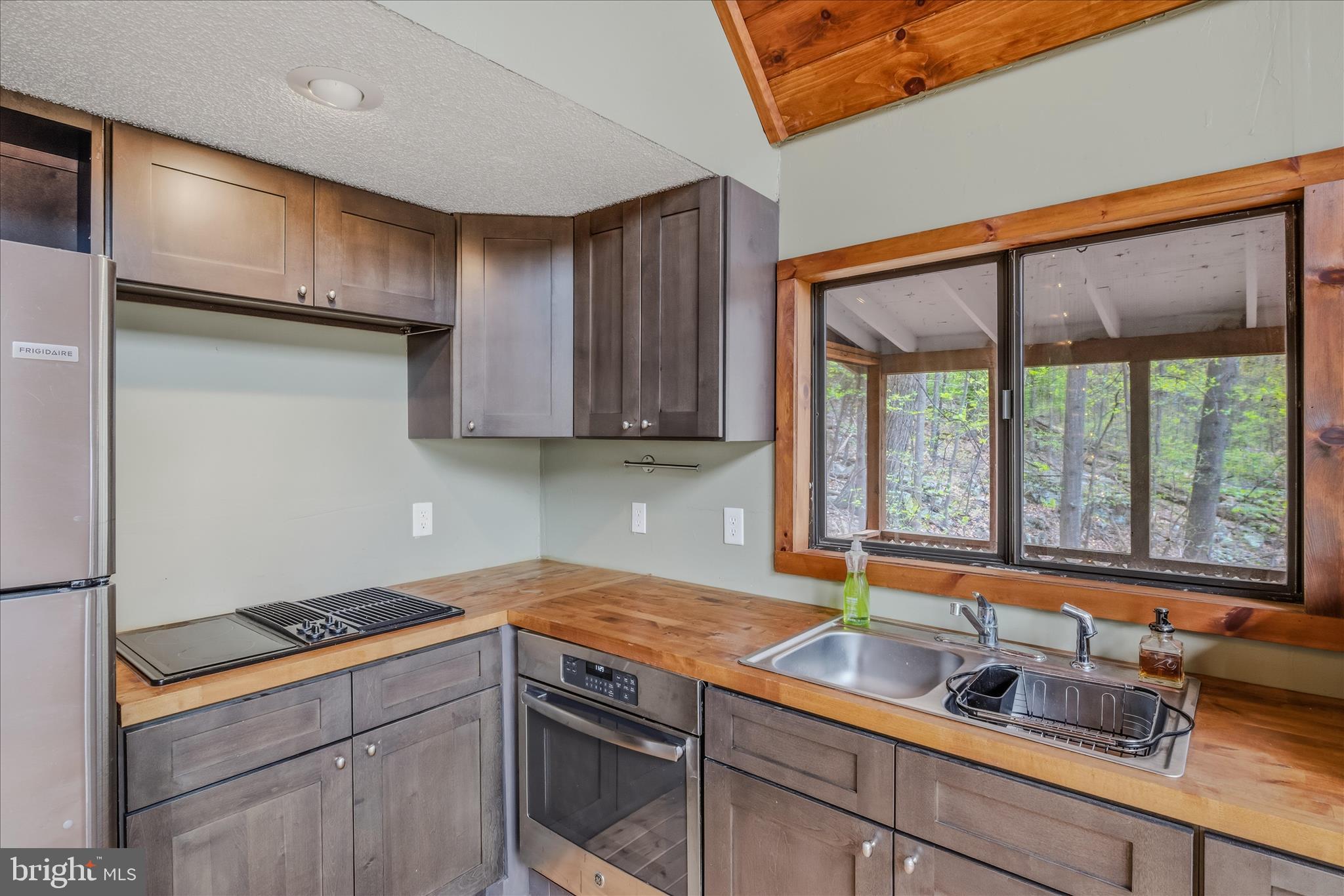 GLENWOOD FOREST - Residential