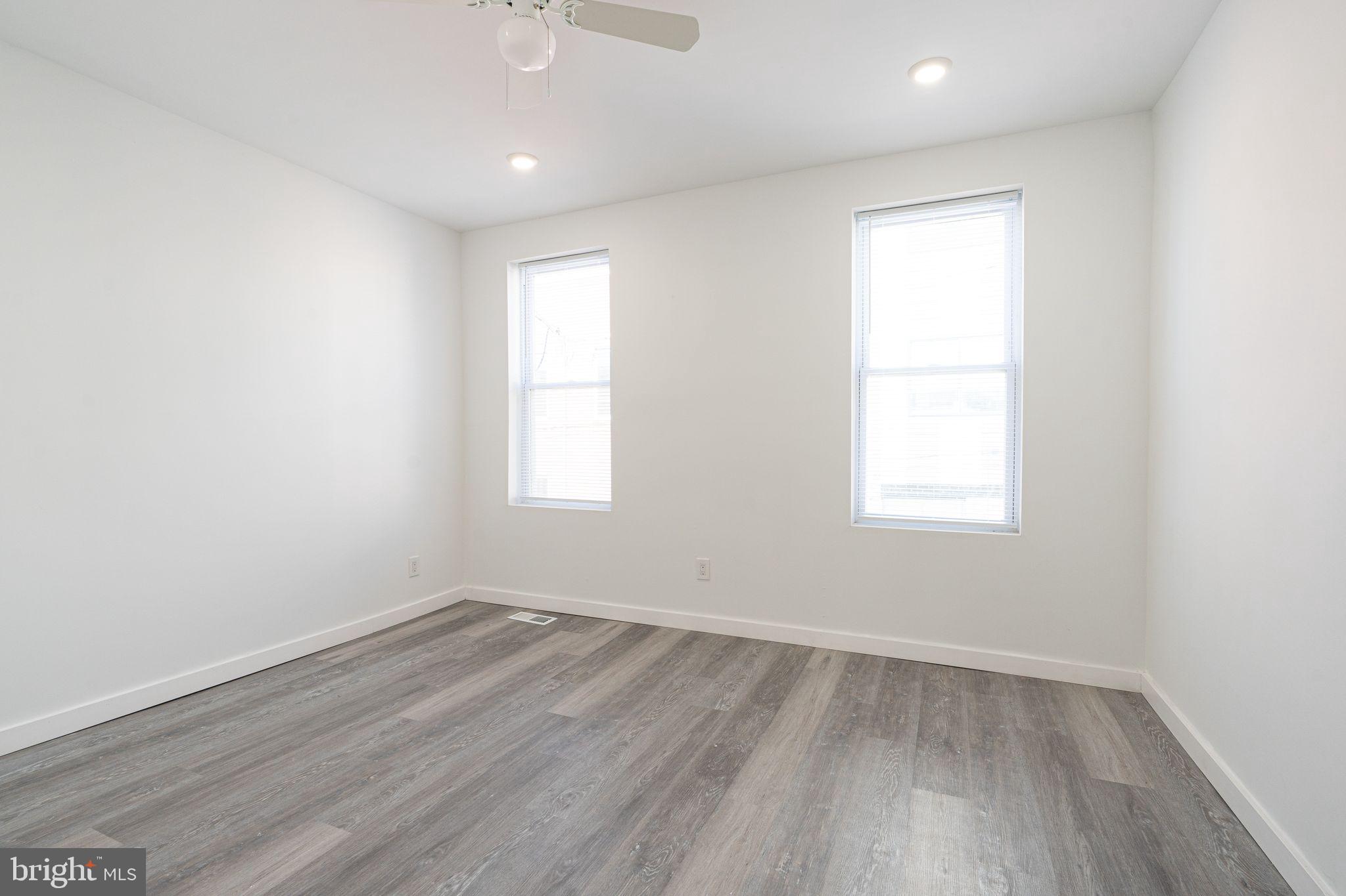 PORT RICHMOND - Residential