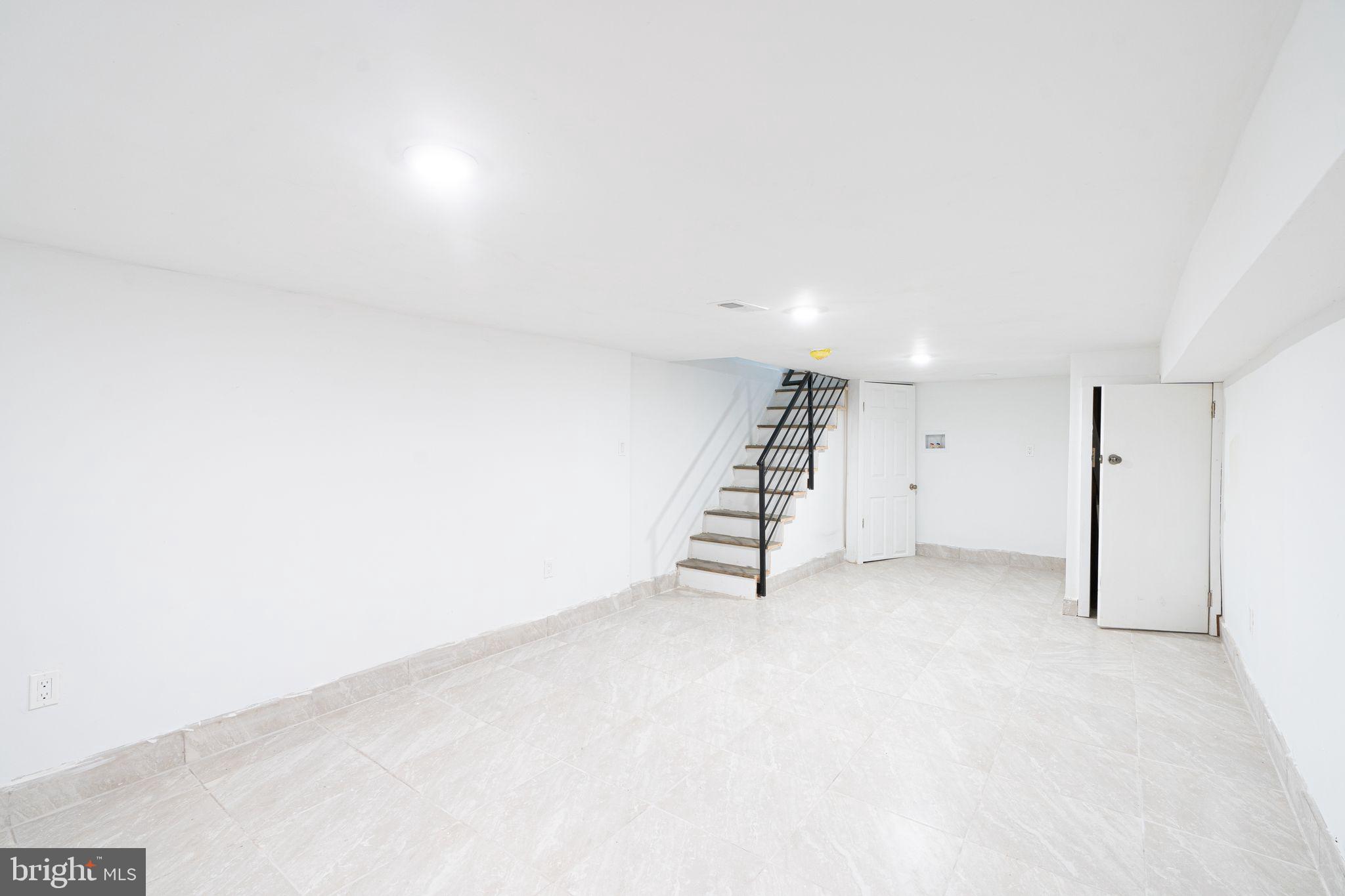 PORT RICHMOND - Residential