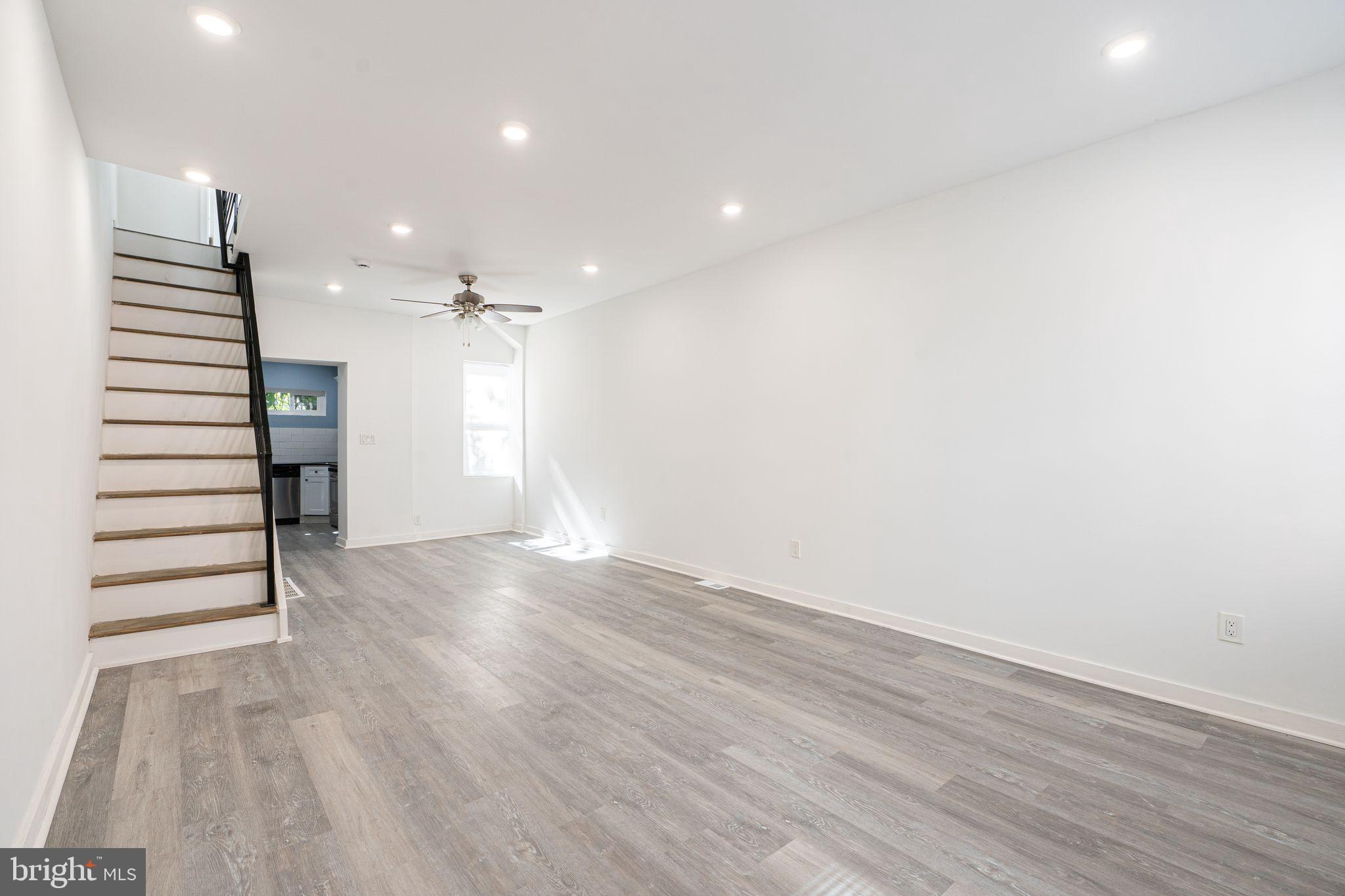 PORT RICHMOND - Residential