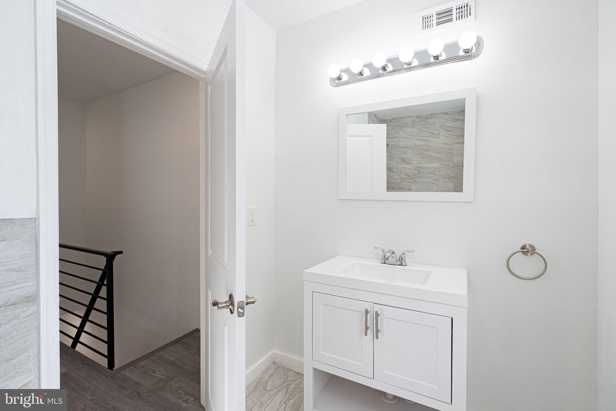 PORT RICHMOND - Residential