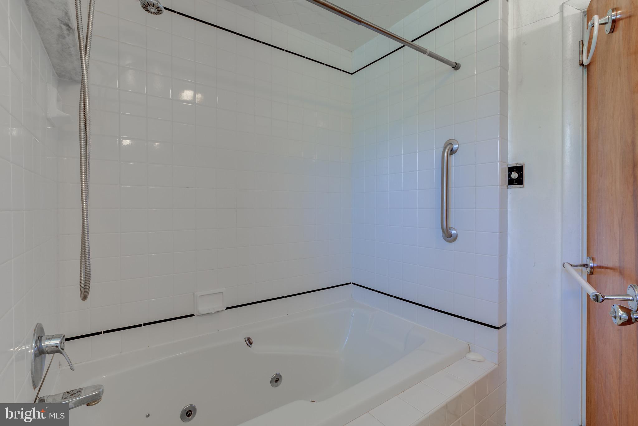 WYNDMOOR - Residential