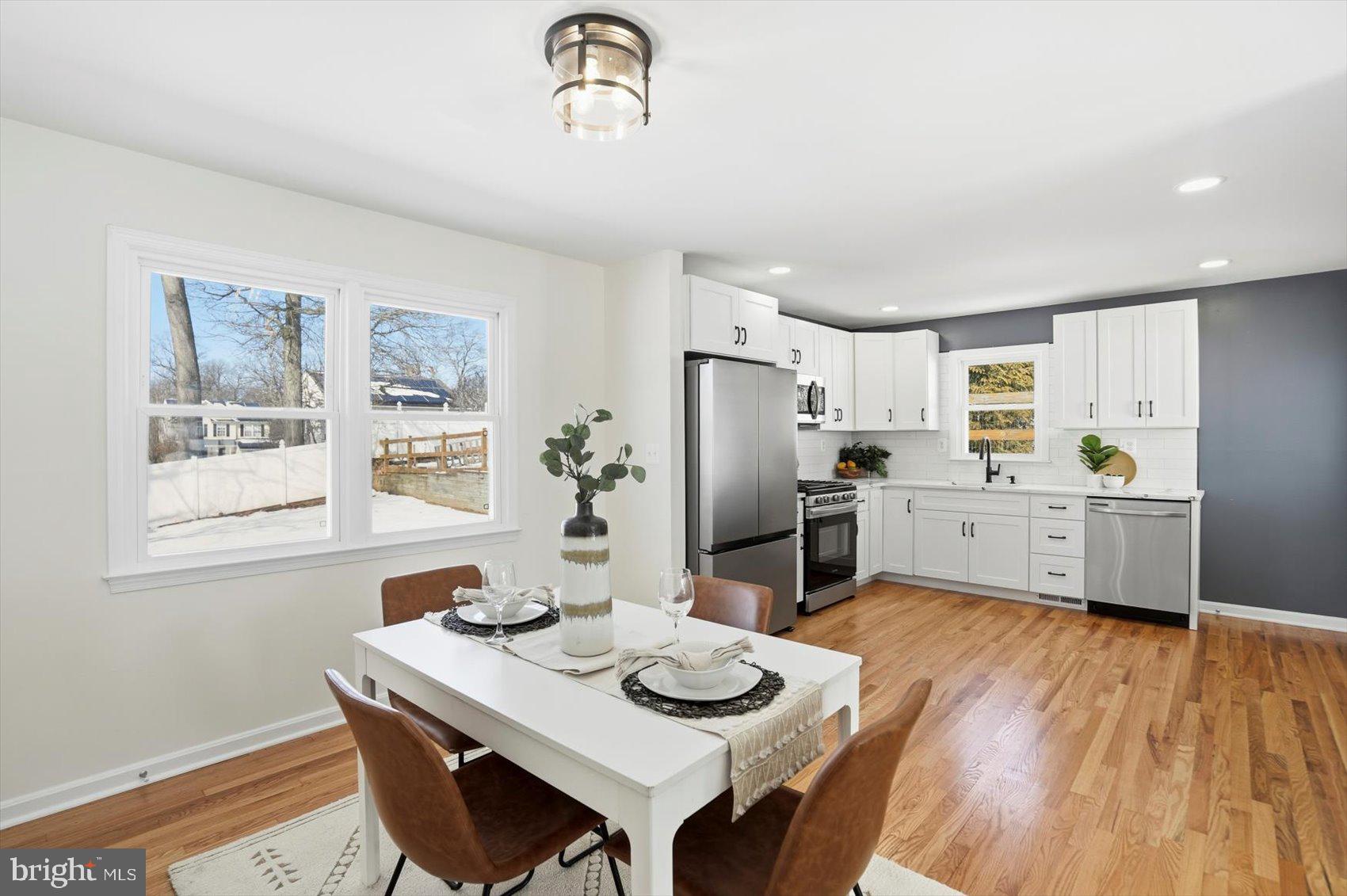 FERNDALE - Residential