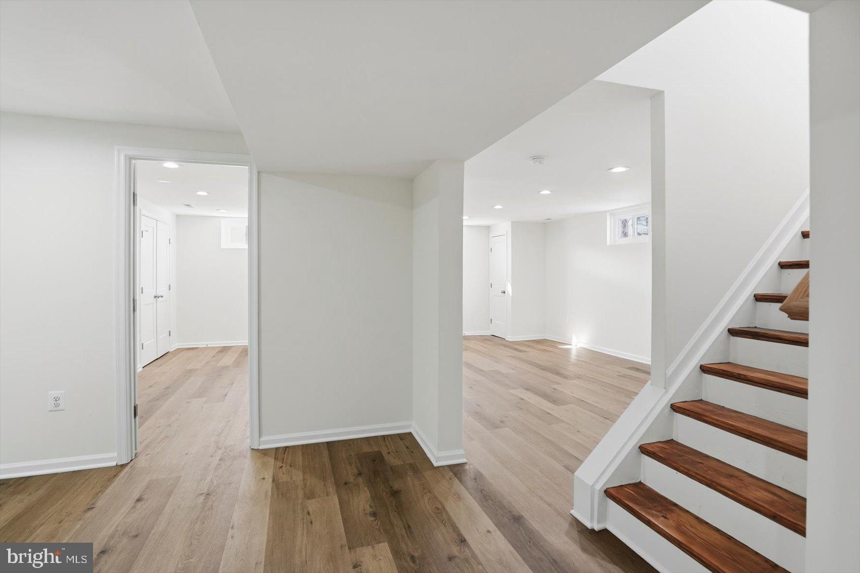 FERNDALE - Residential