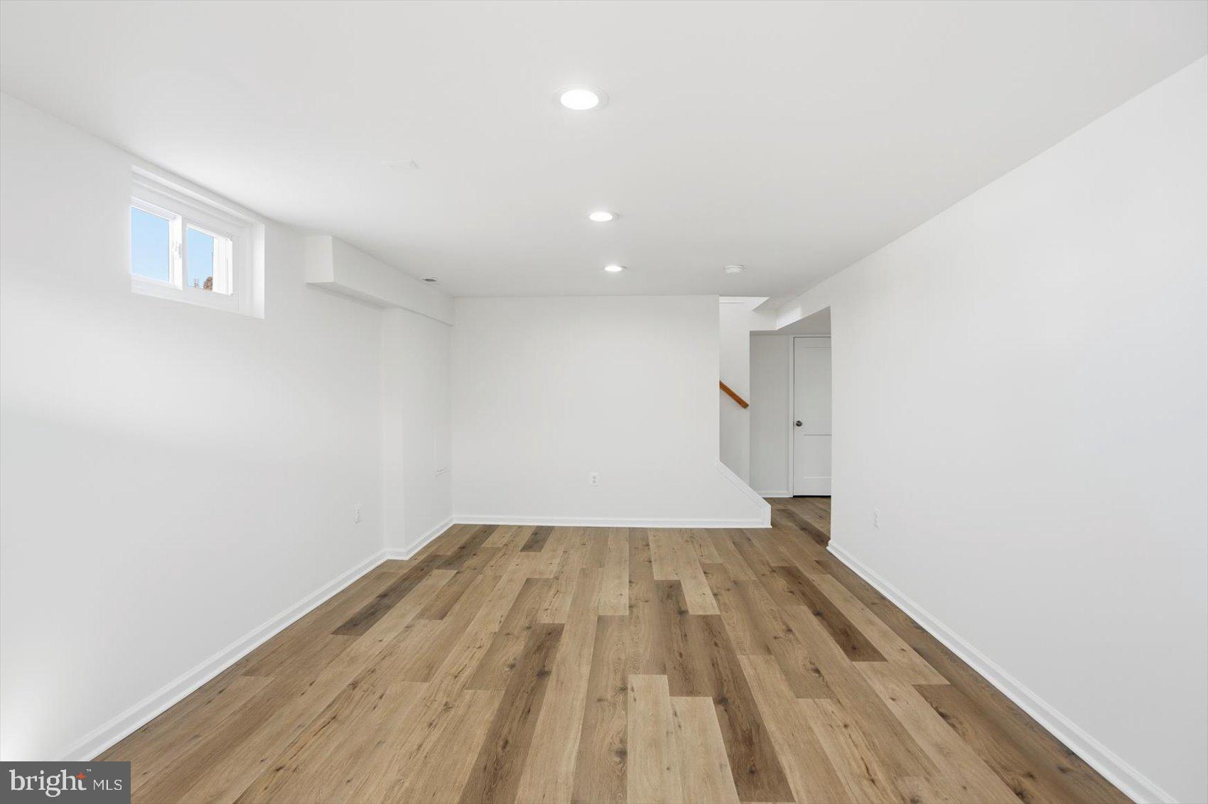 FERNDALE - Residential